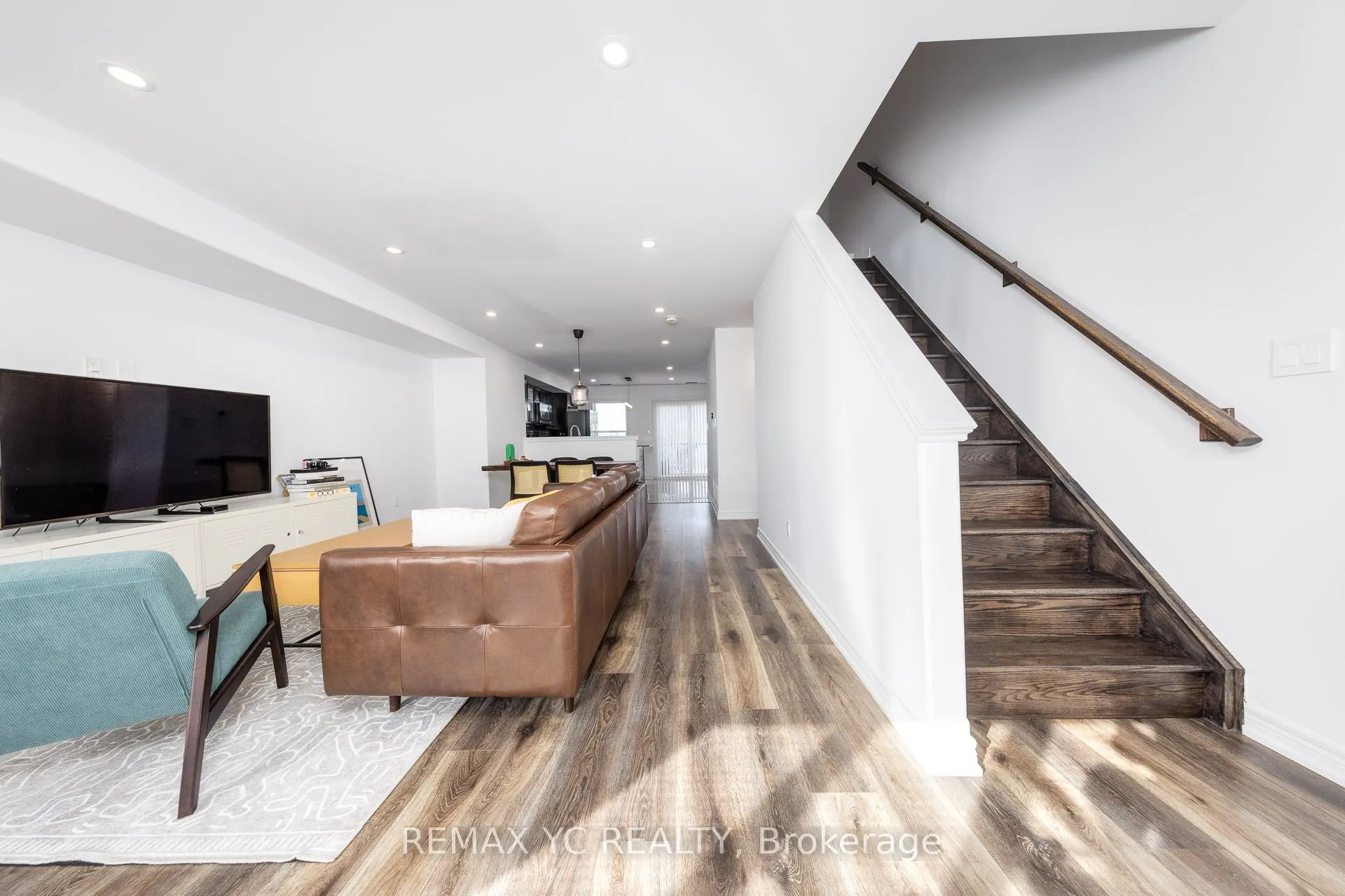 1 Leggott Avenue, #2