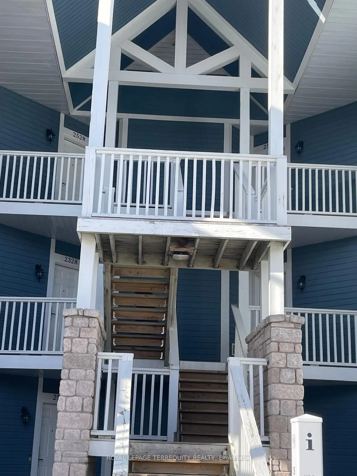 90 Highland Drive, #2328