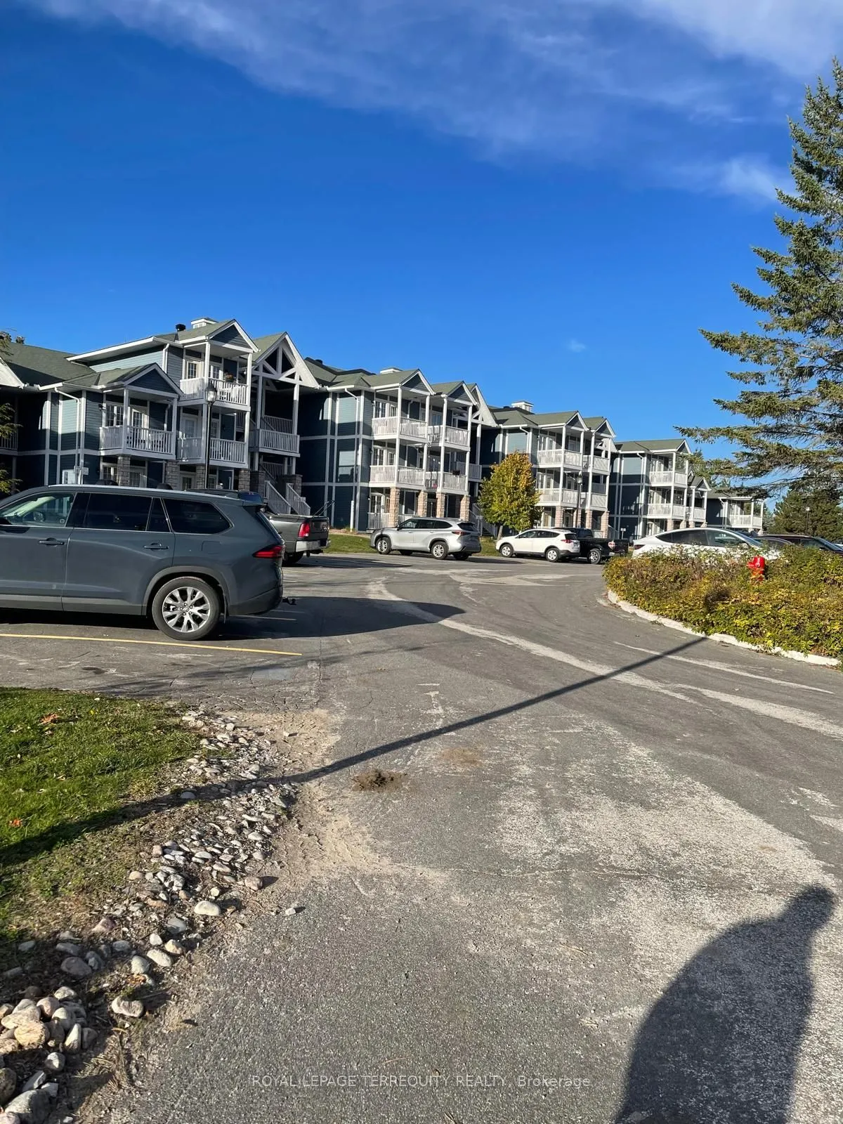 90 Highland Drive, #2328