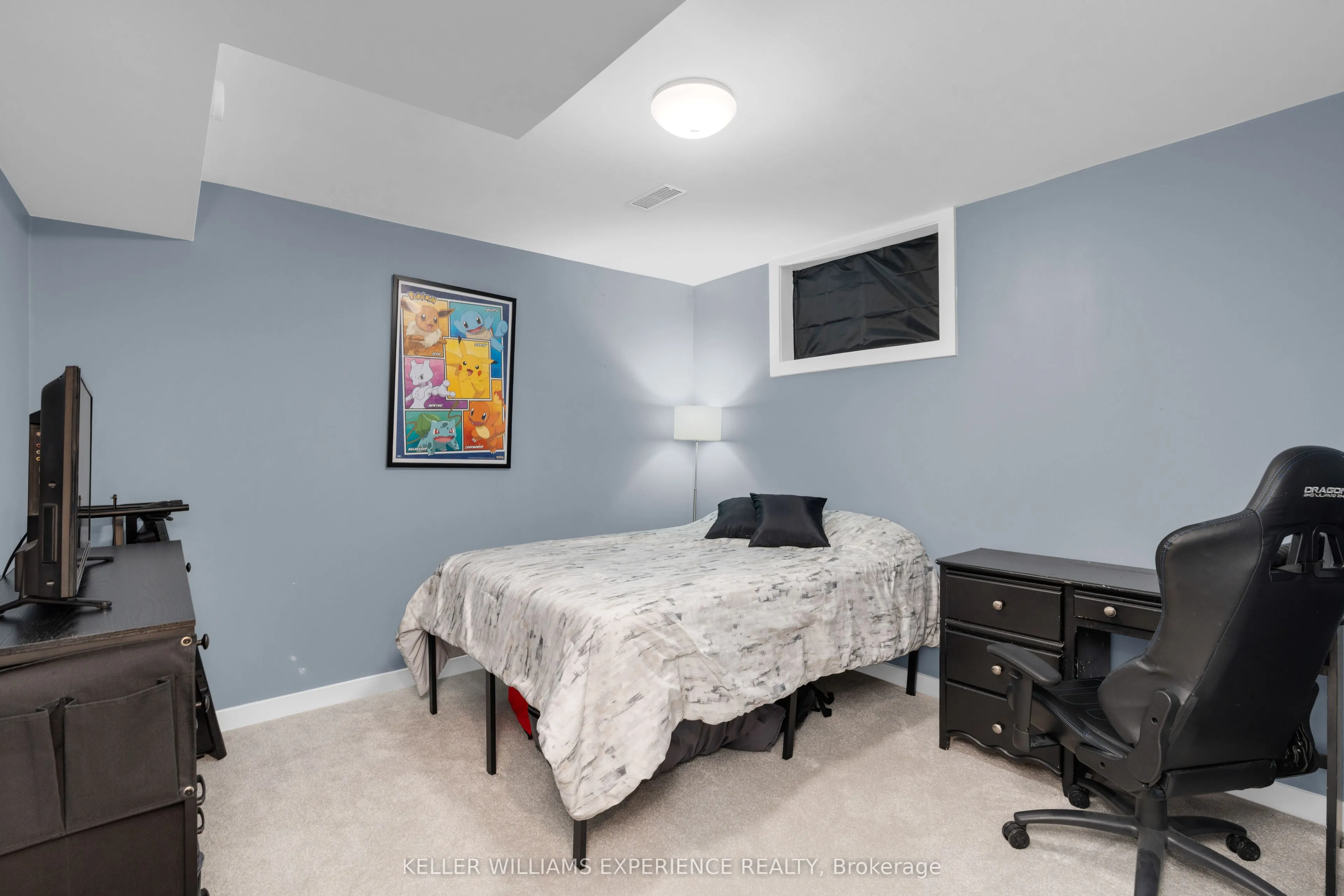 25 South Street, #123