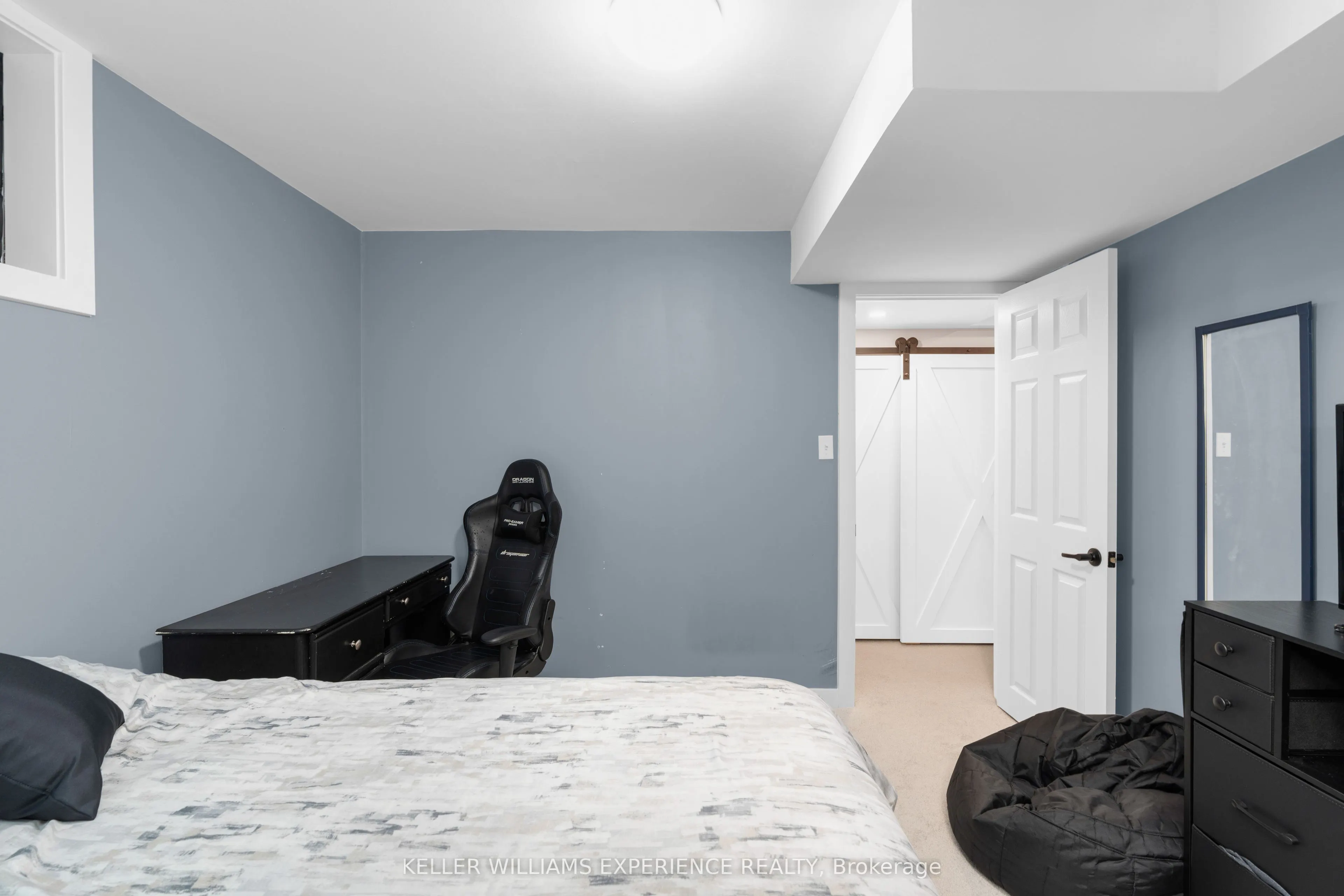 25 South Street, #123