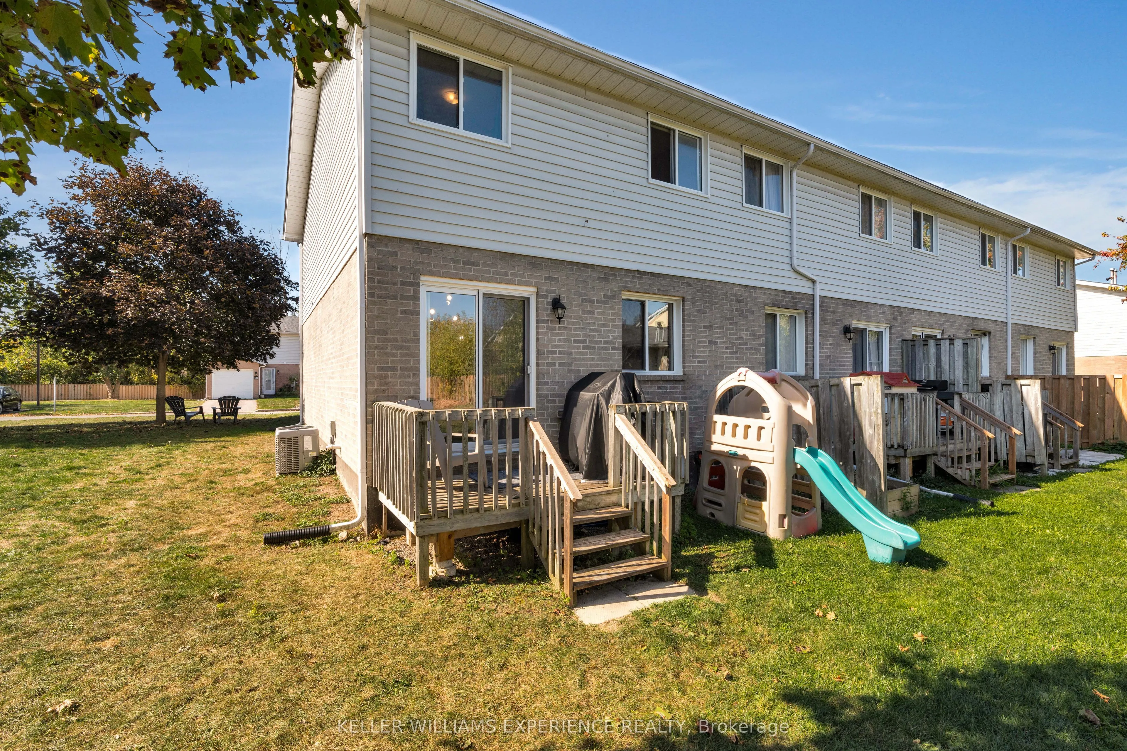 25 South Street, #123