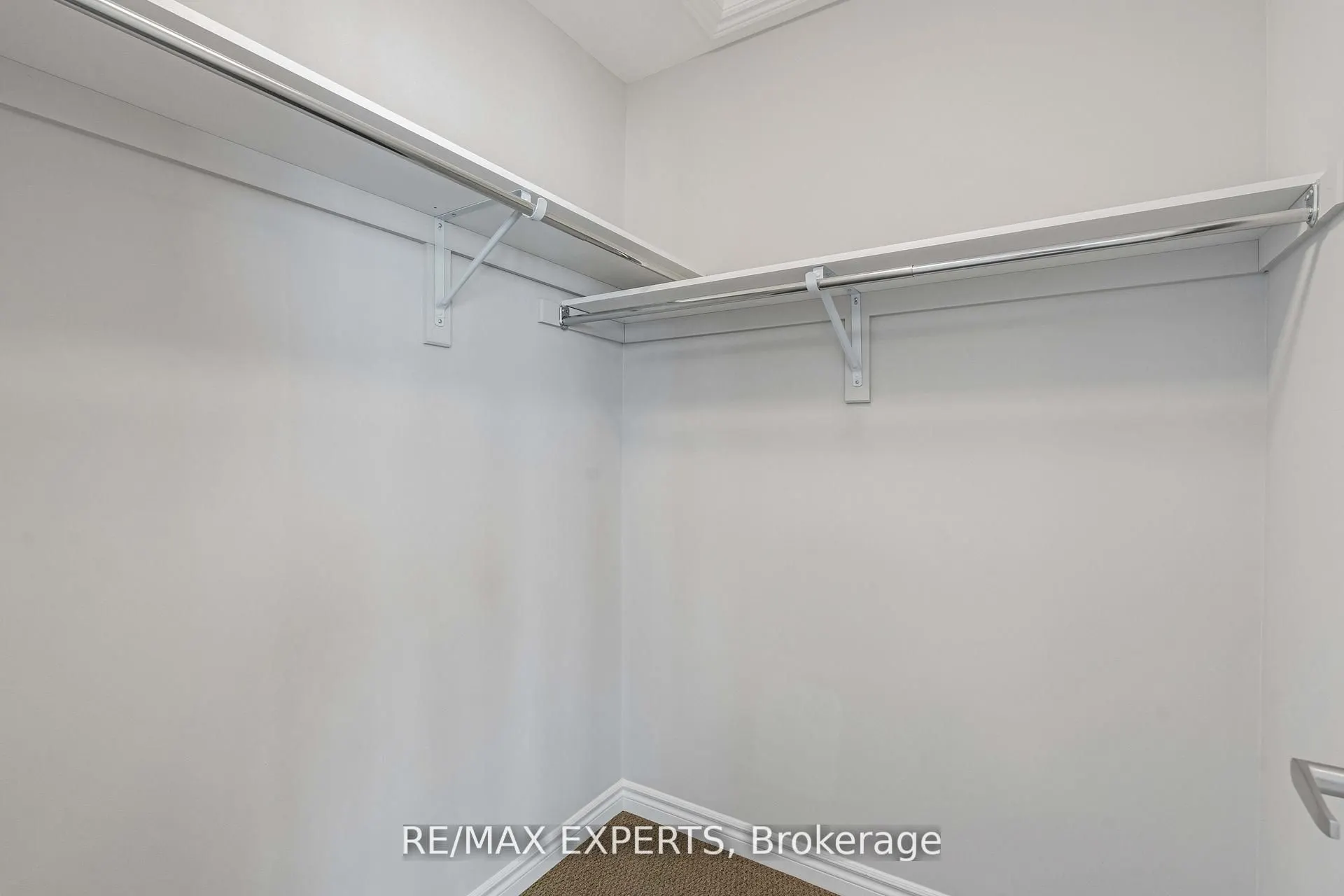 282 Springfield Crescent