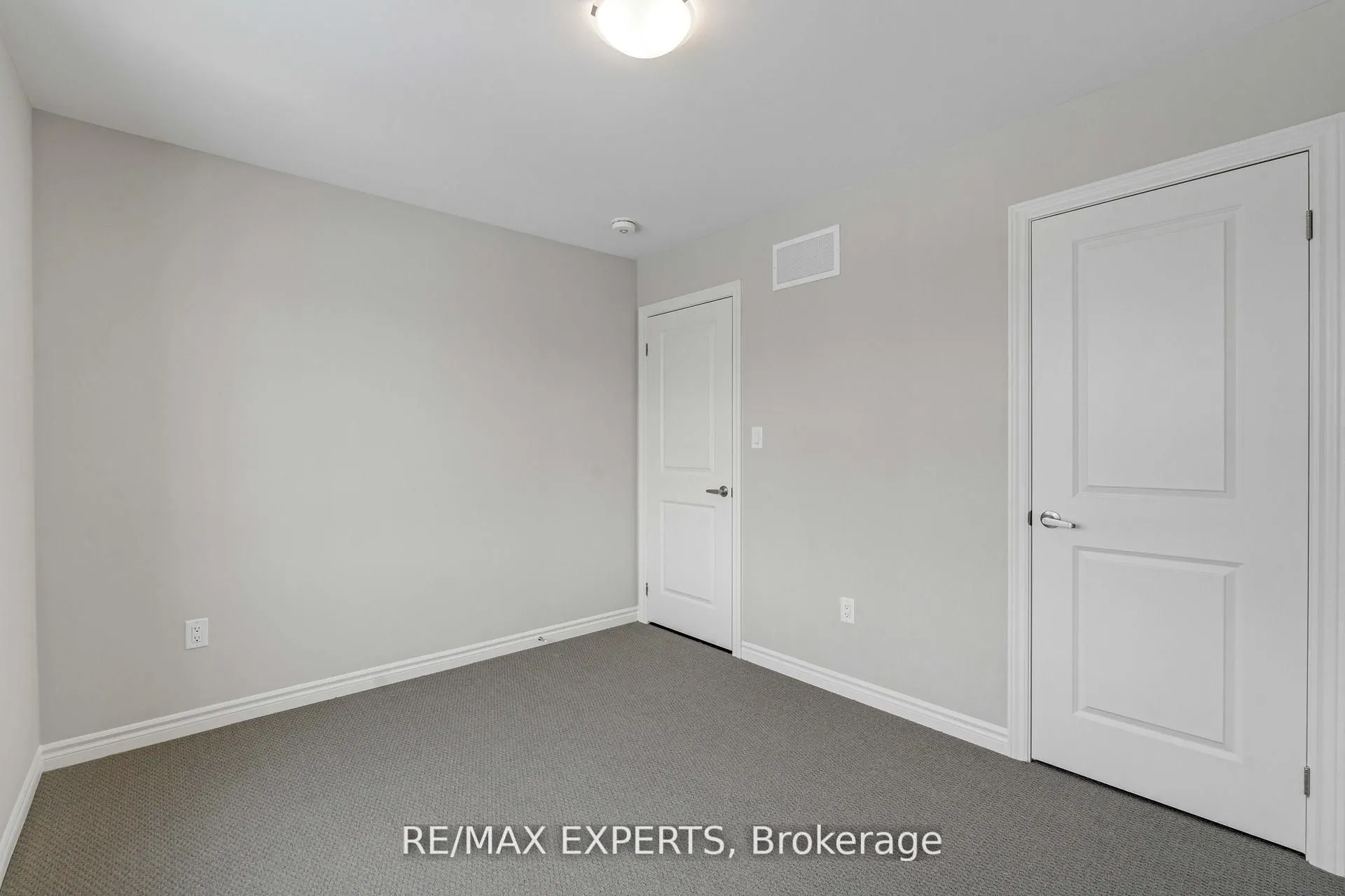 282 Springfield Crescent