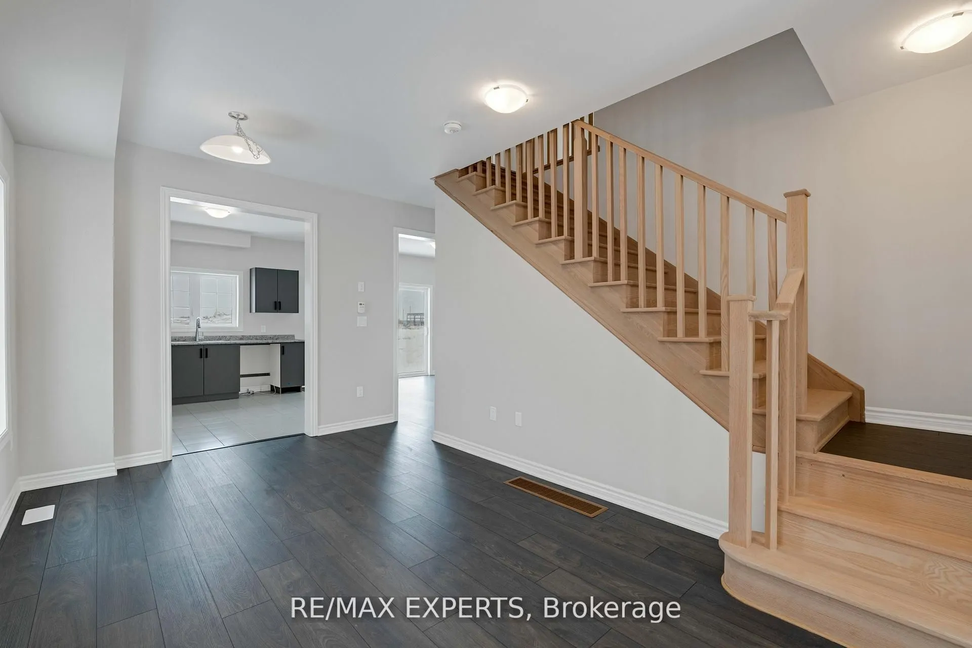 282 Springfield Crescent