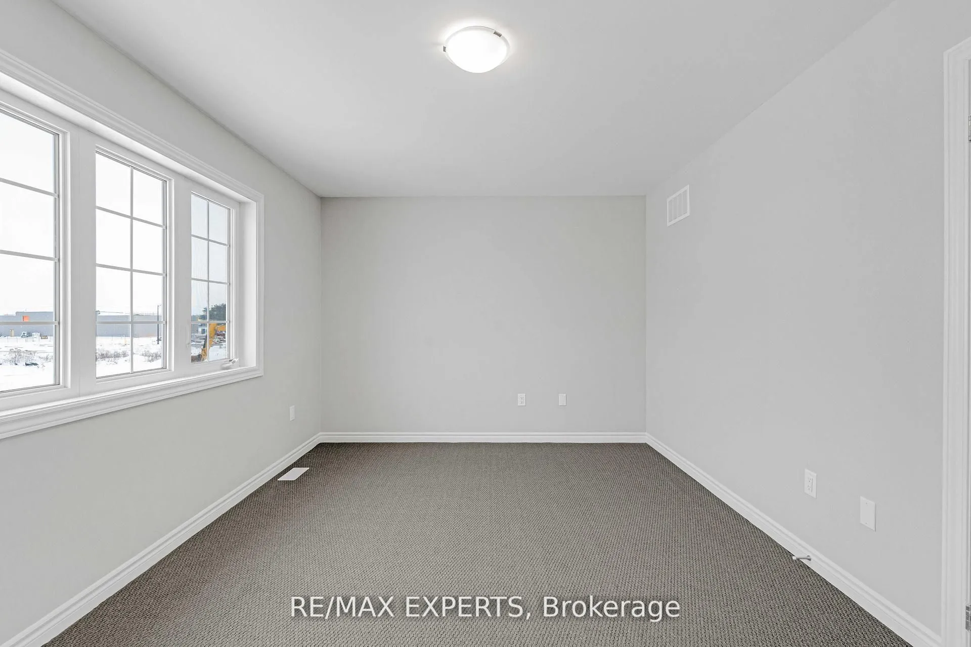 282 Springfield Crescent