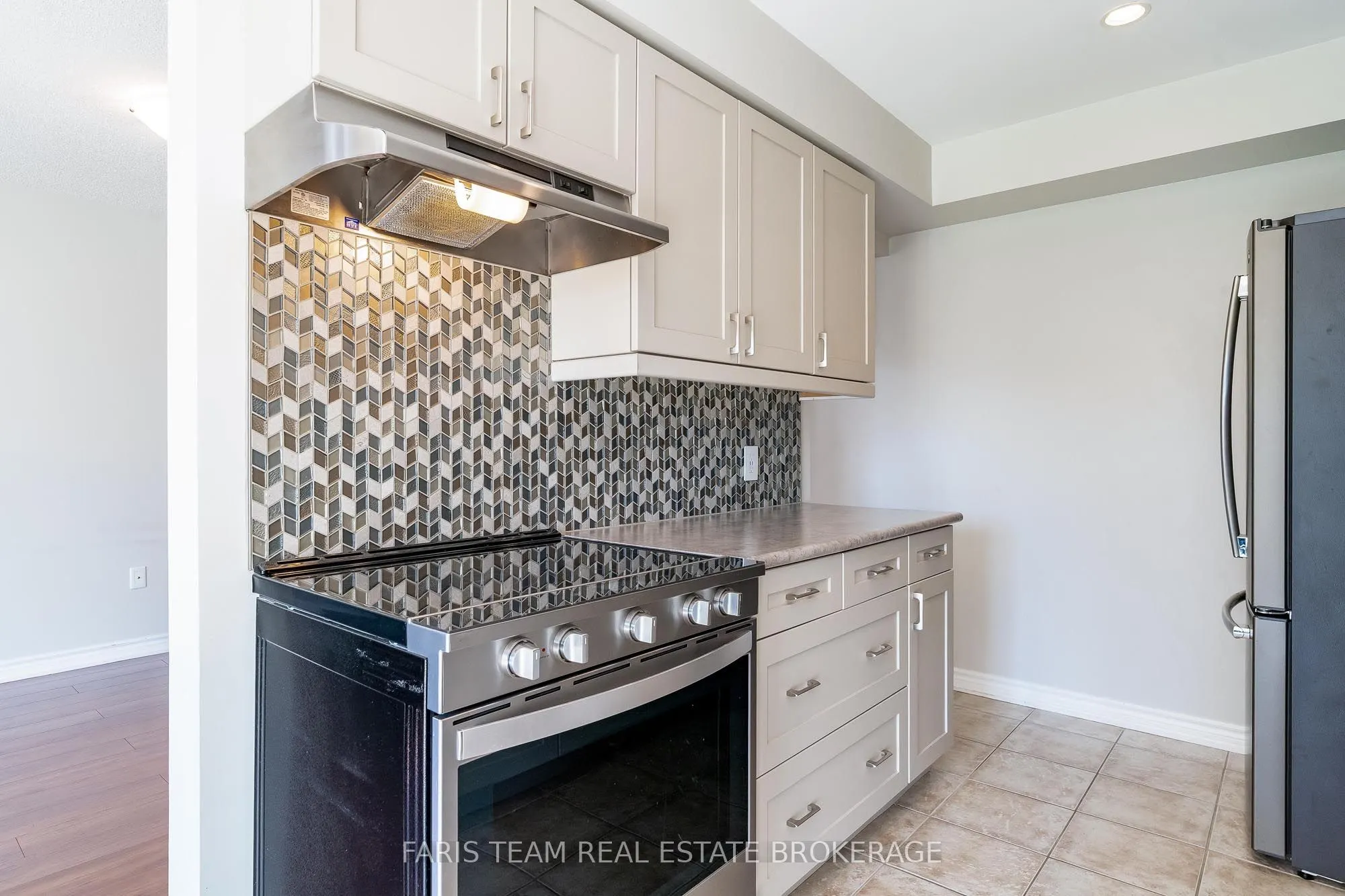 30 Southwoods Crescent, #60