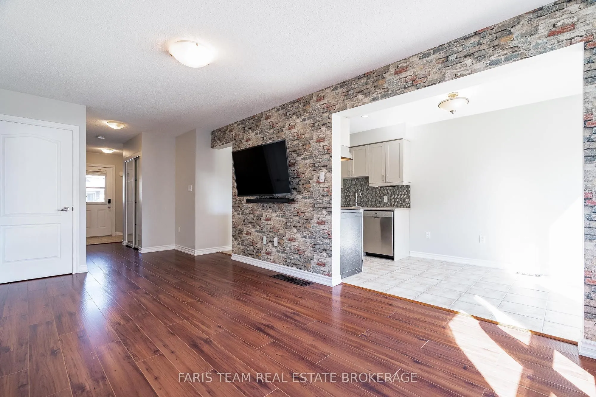 30 Southwoods Crescent, #60