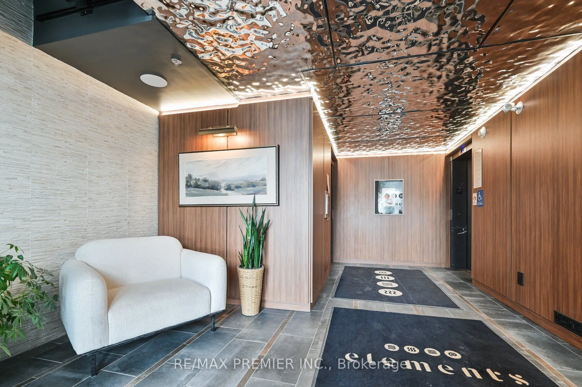 15 Kneeshaw Drive, #603