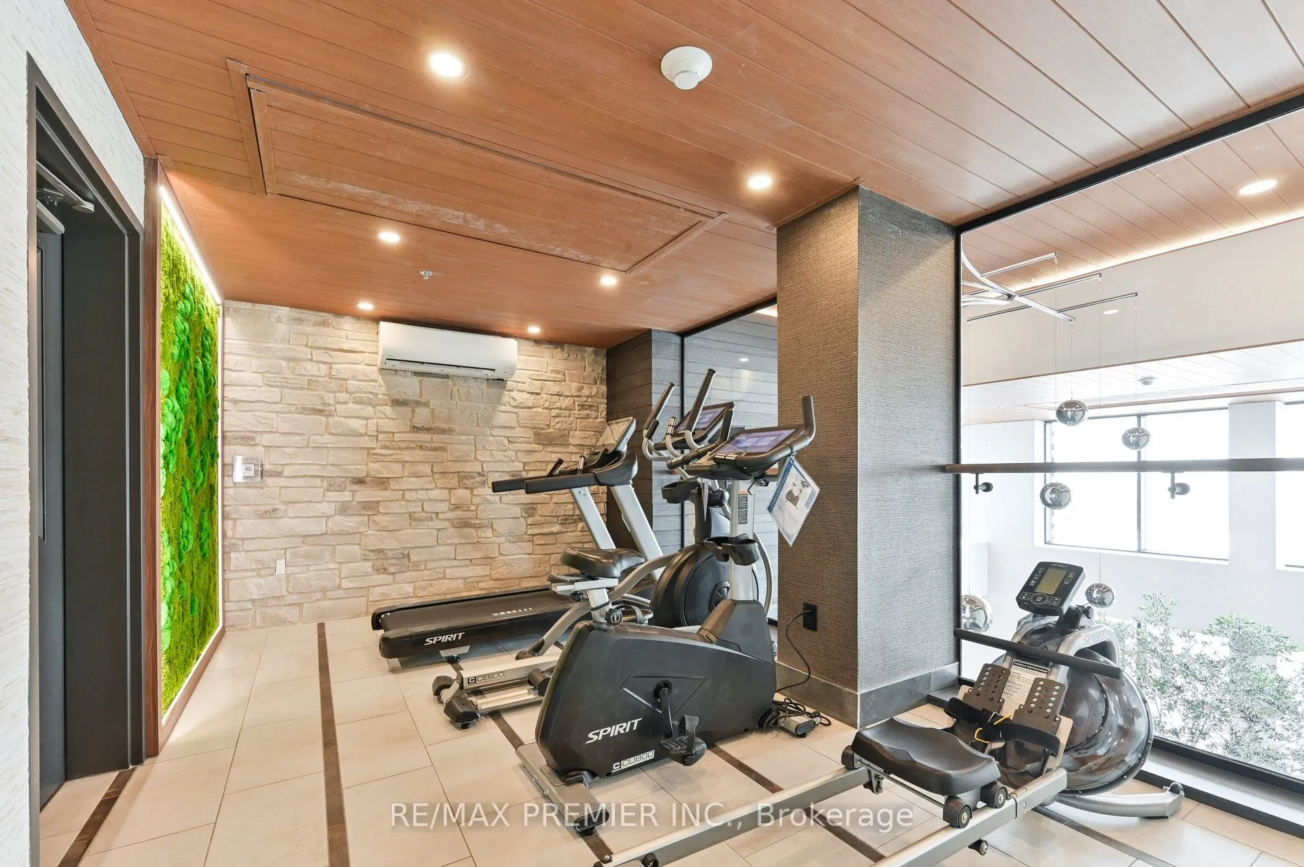 15 Kneeshaw Drive, #603