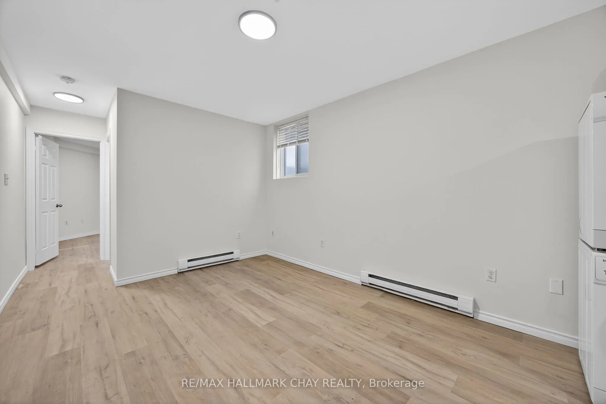 158 Pringle Drive, #Lower