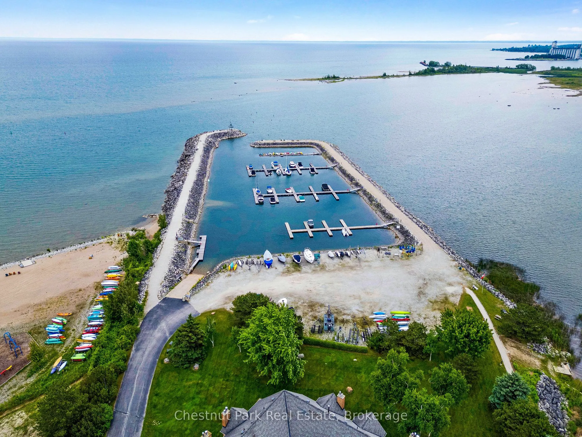 18 Ramblings Way, #97