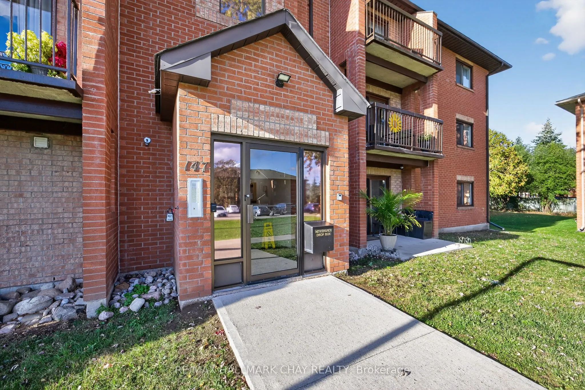 147 Edgehill Drive, #G9