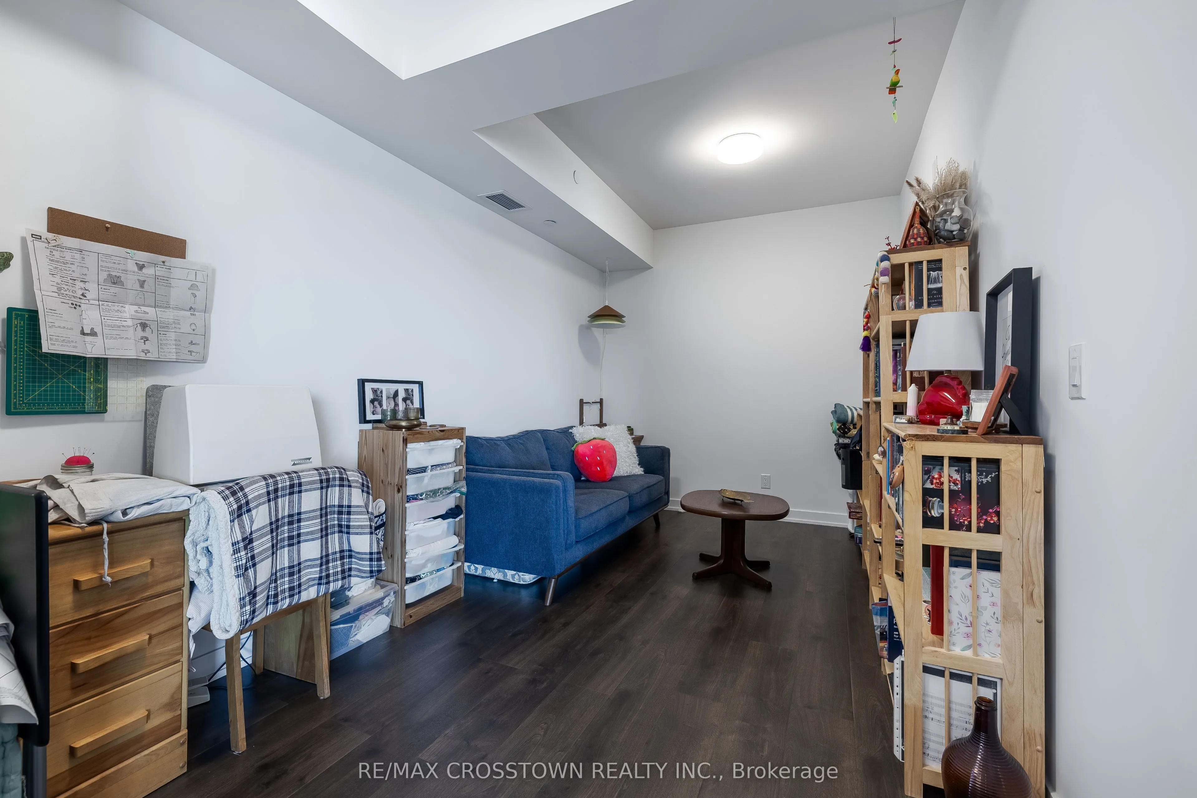 56 Lakeside Terrace, #908