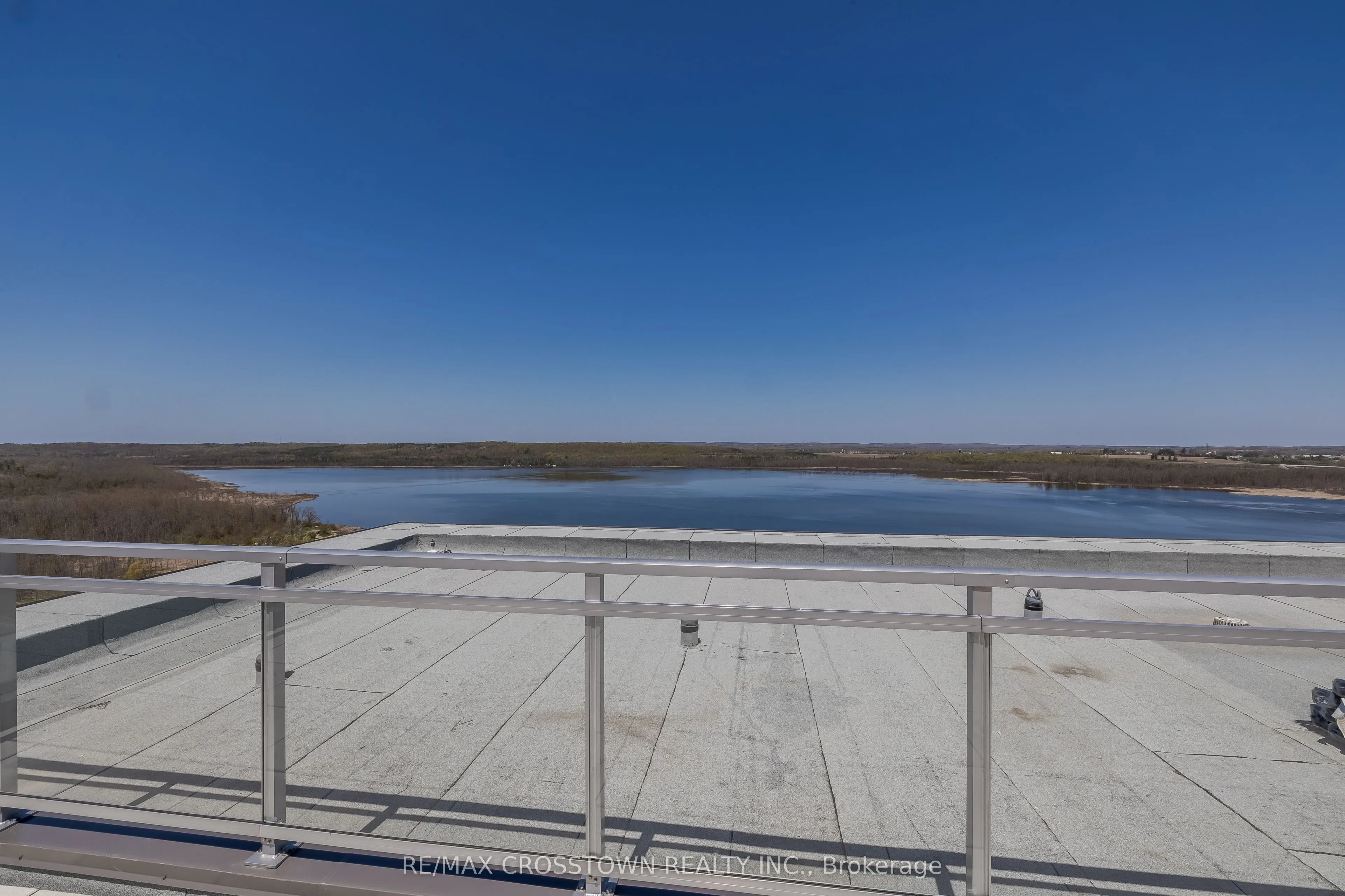 56 Lakeside Terrace, #908