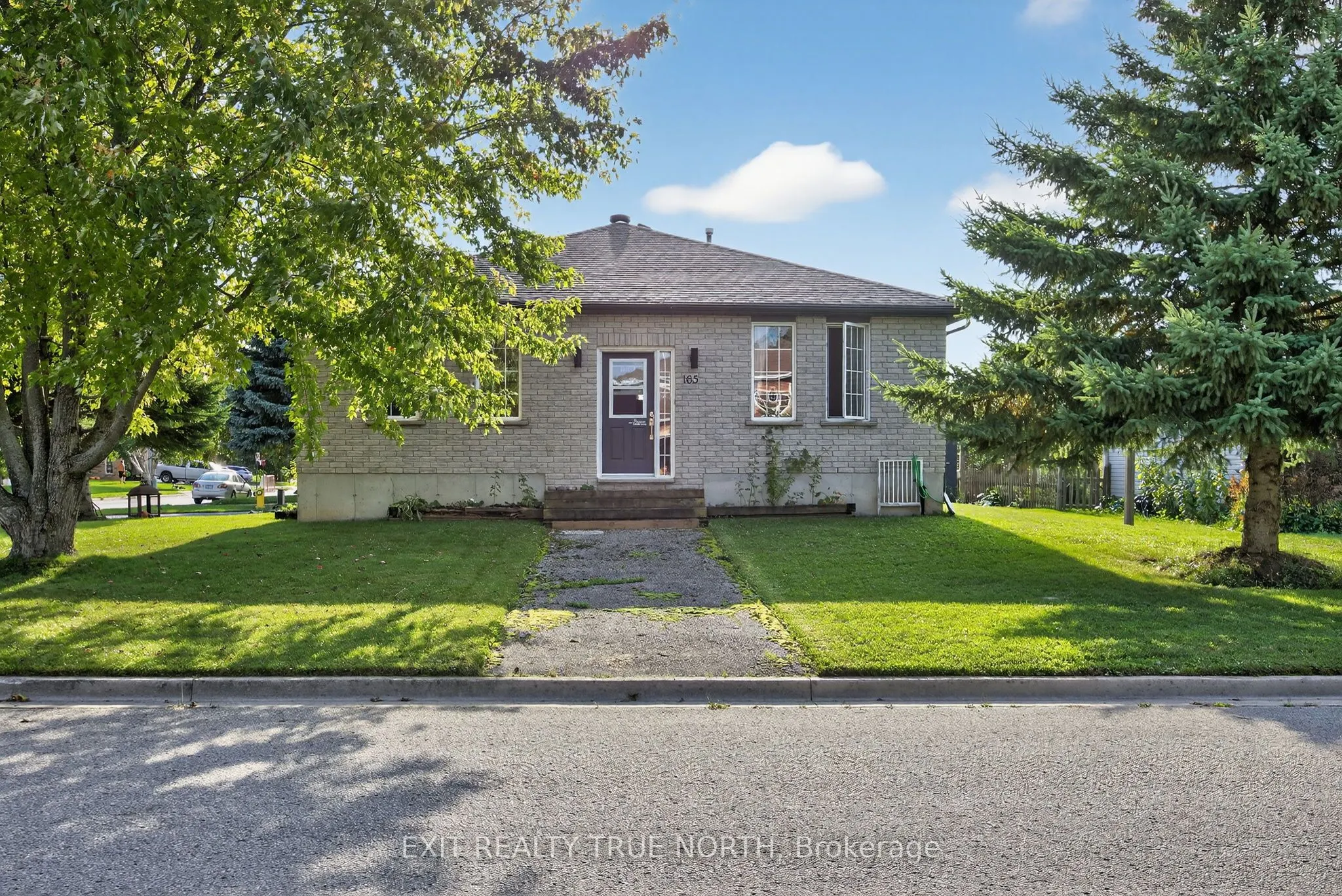 165 Ritchie Crescent