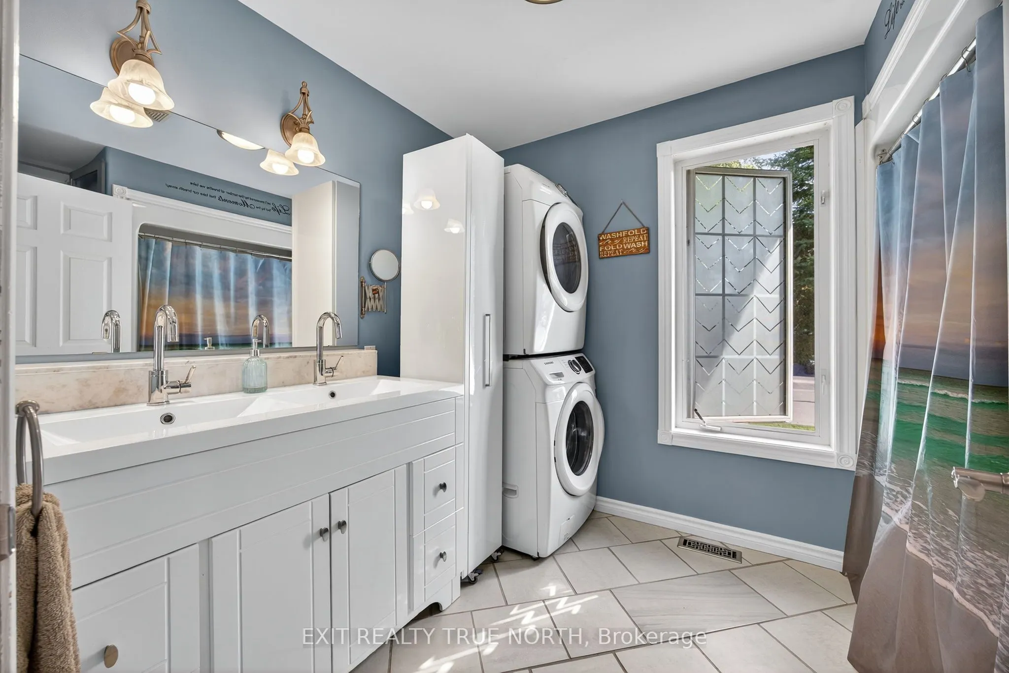 165 Ritchie Crescent