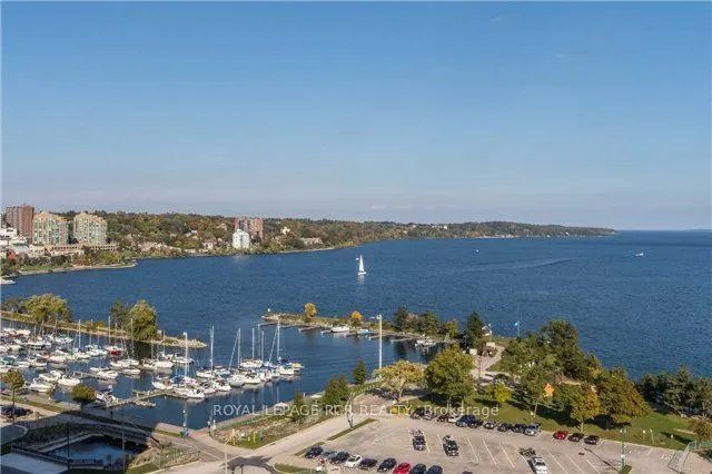 37 Ellen Street, #1403