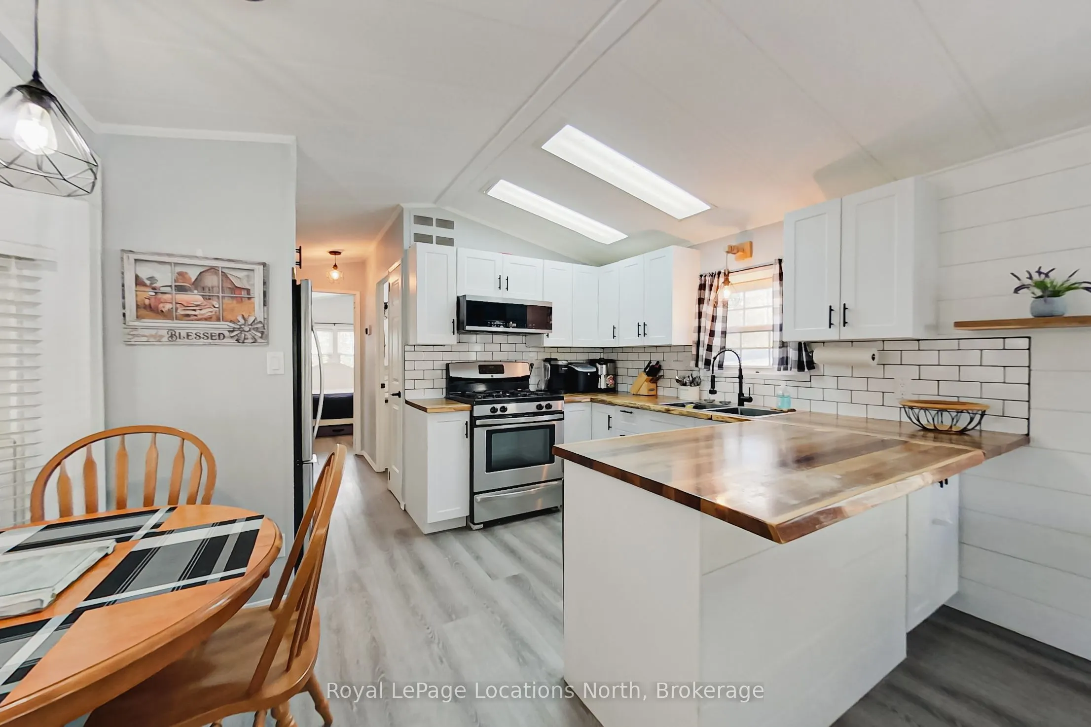 8 Prince Edward Drive