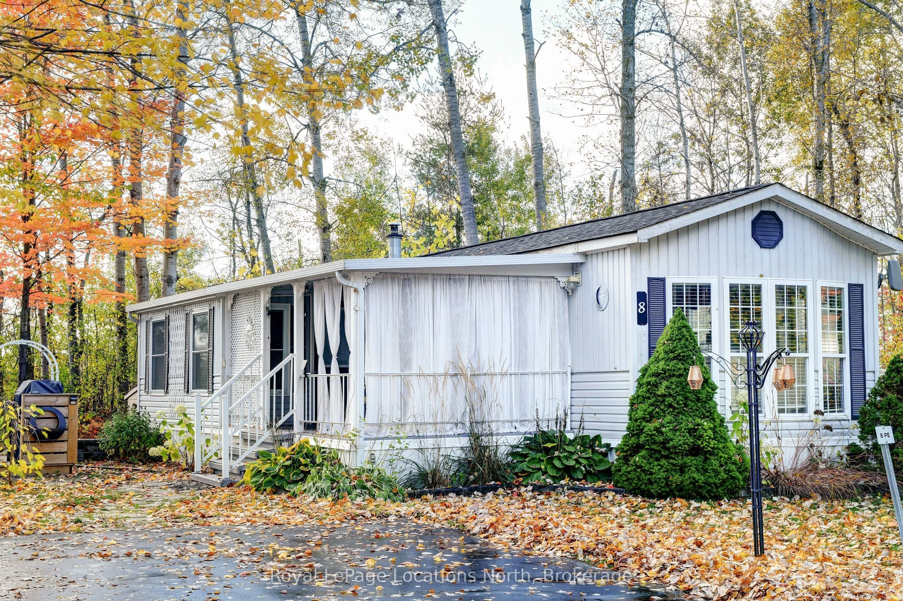 8 Prince Edward Drive