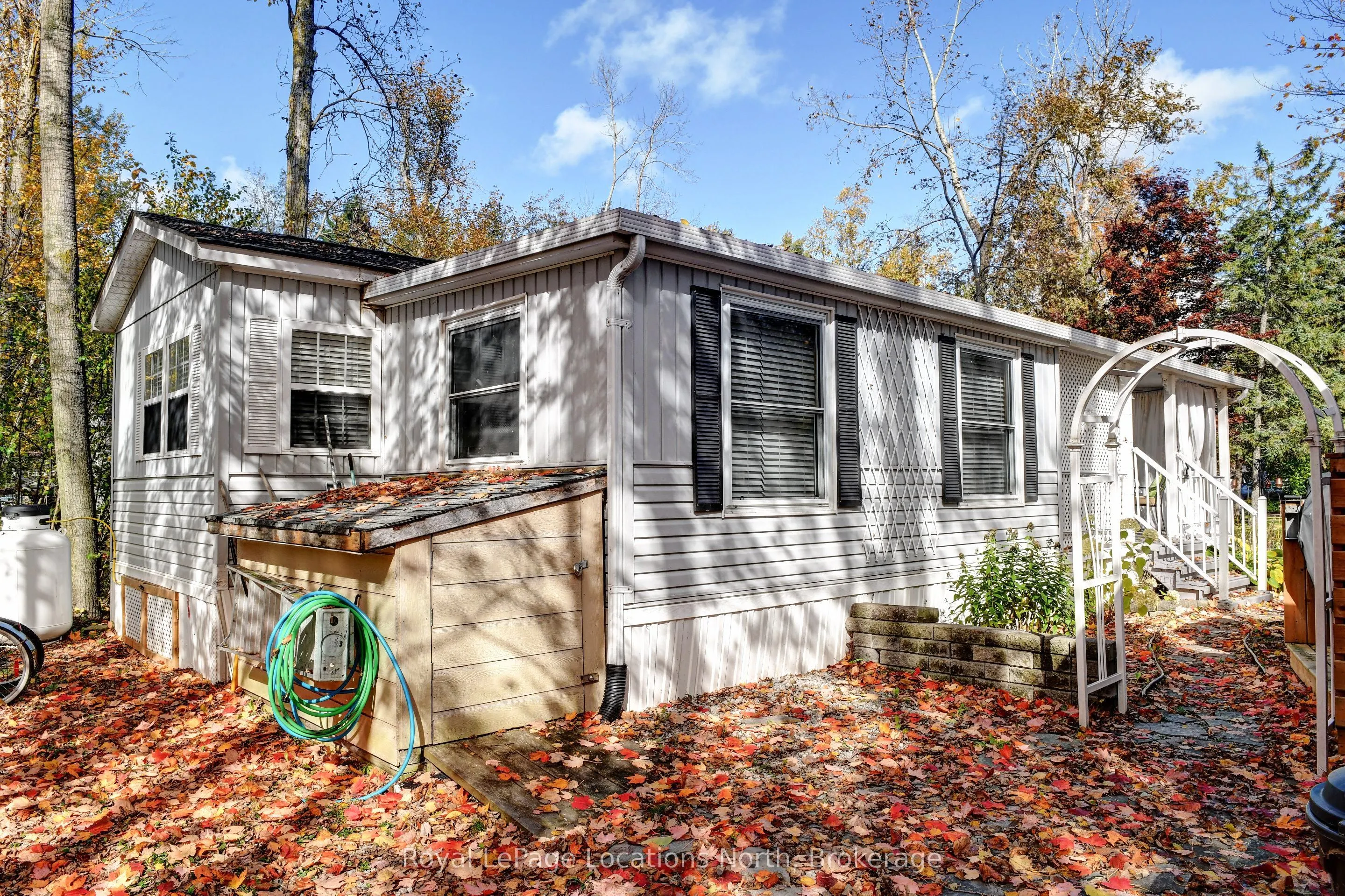 8 Prince Edward Drive