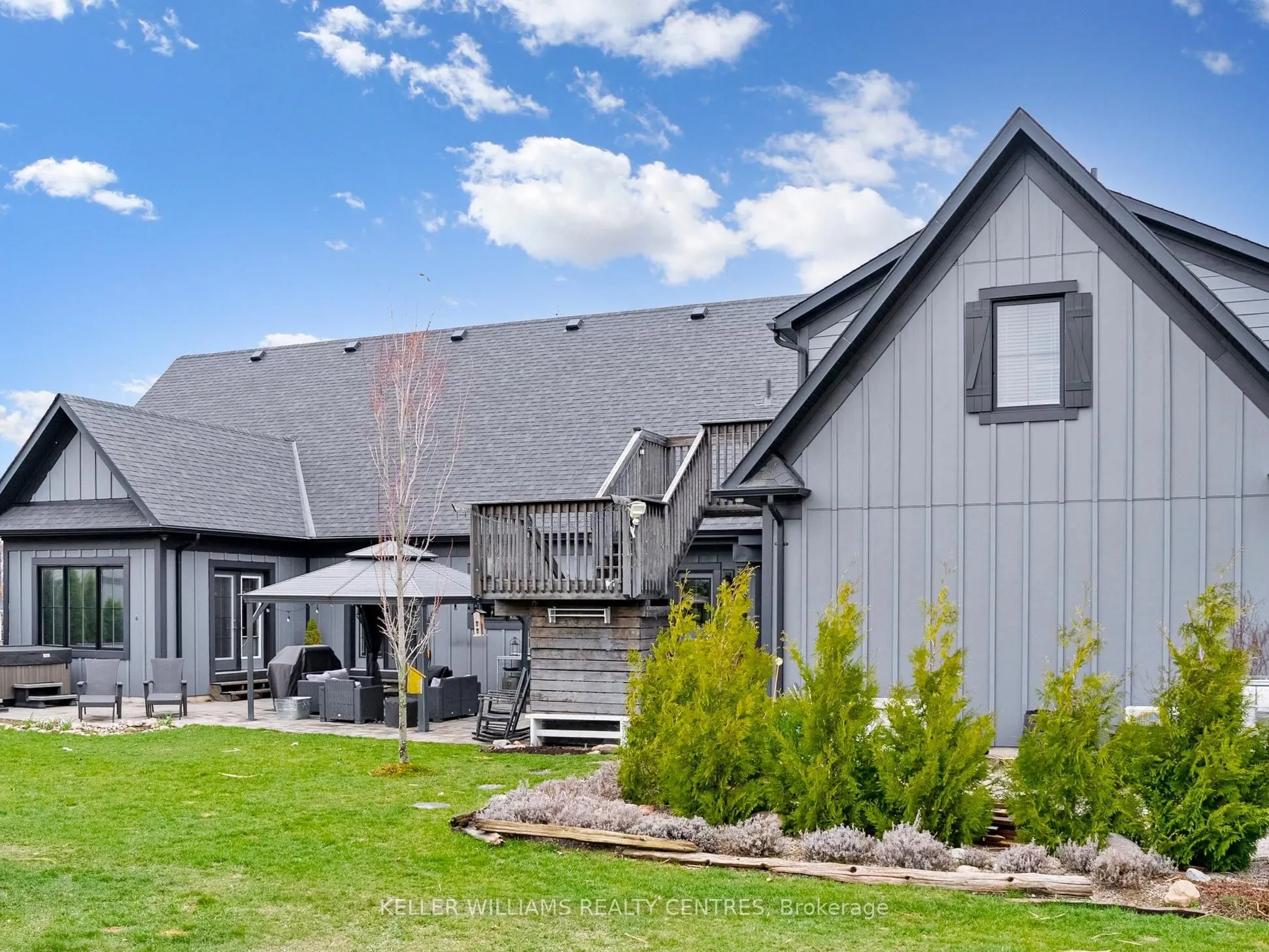 2 Thoroughbred Drive