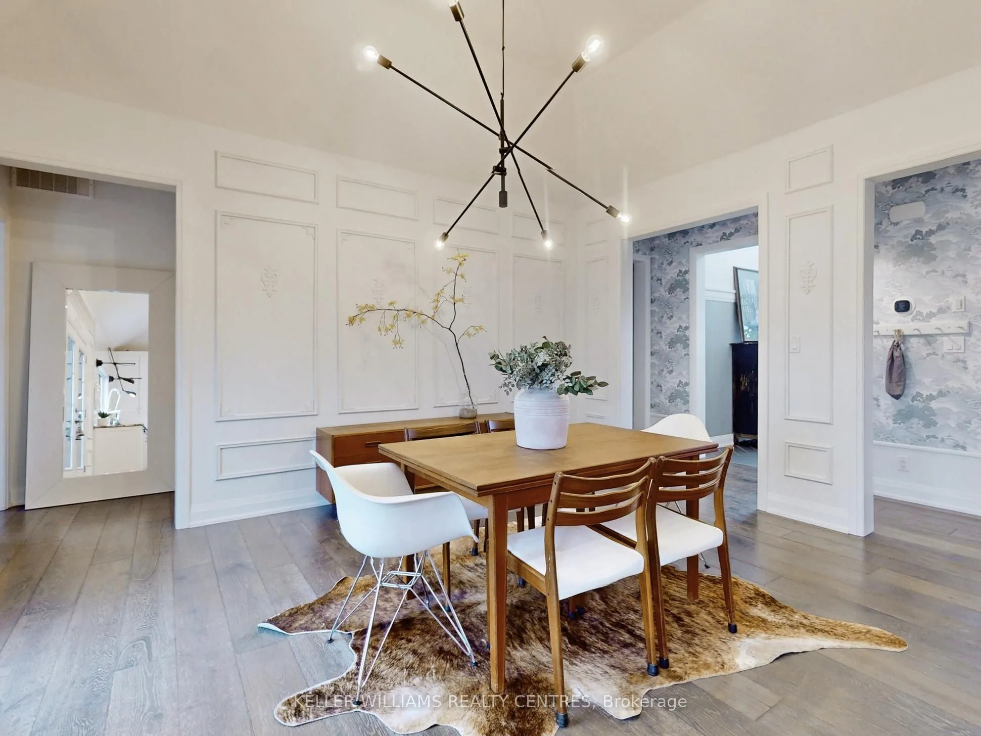 2 Thoroughbred Drive