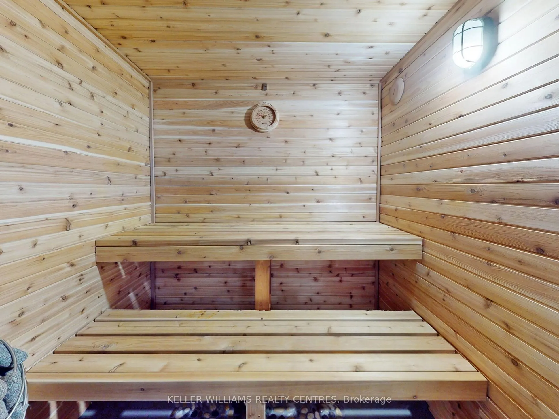 2 Thoroughbred Drive