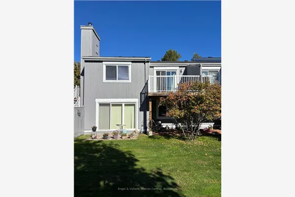 23 Dawson Drive, #93