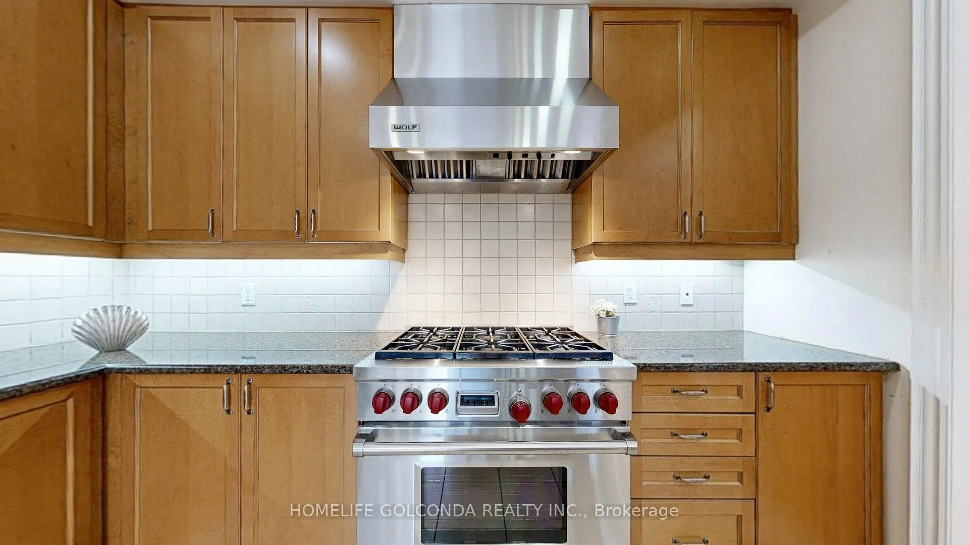 146 SANDRINGHAM Drive