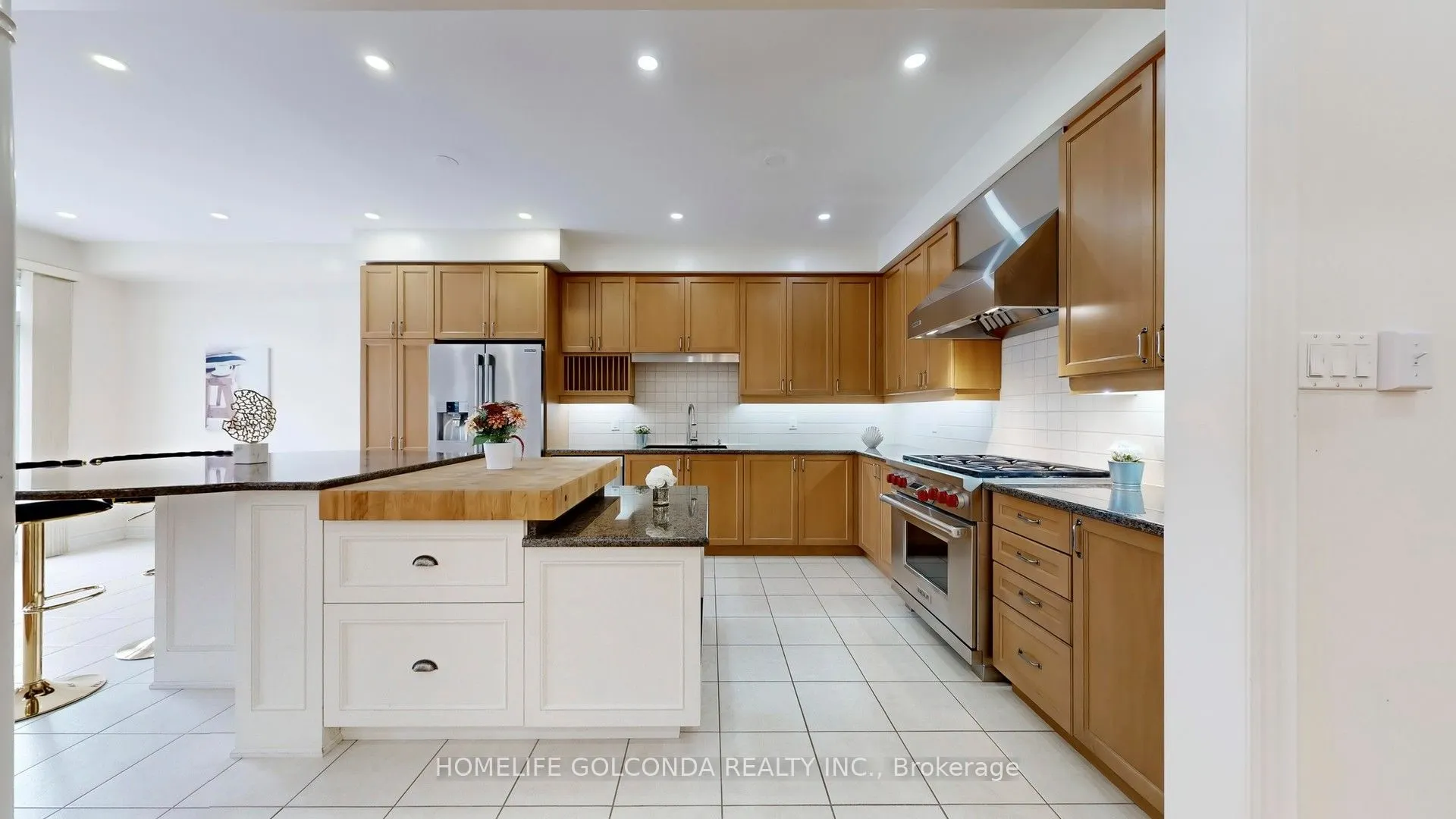 146 SANDRINGHAM Drive