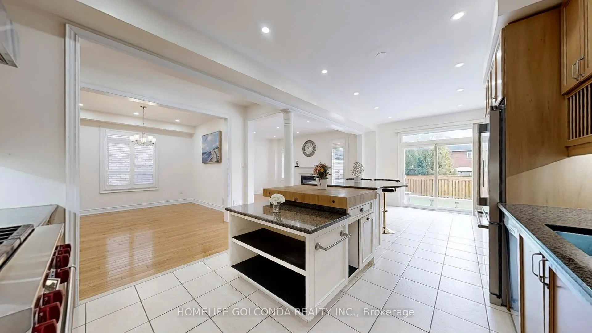 146 SANDRINGHAM Drive