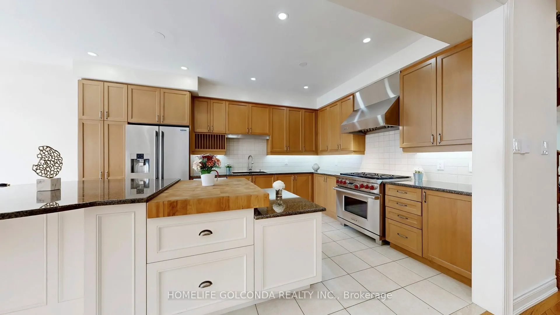 146 SANDRINGHAM Drive