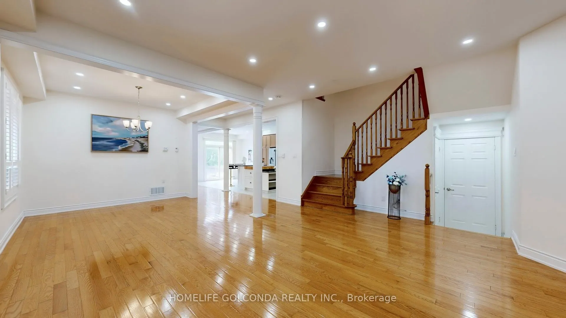 146 SANDRINGHAM Drive