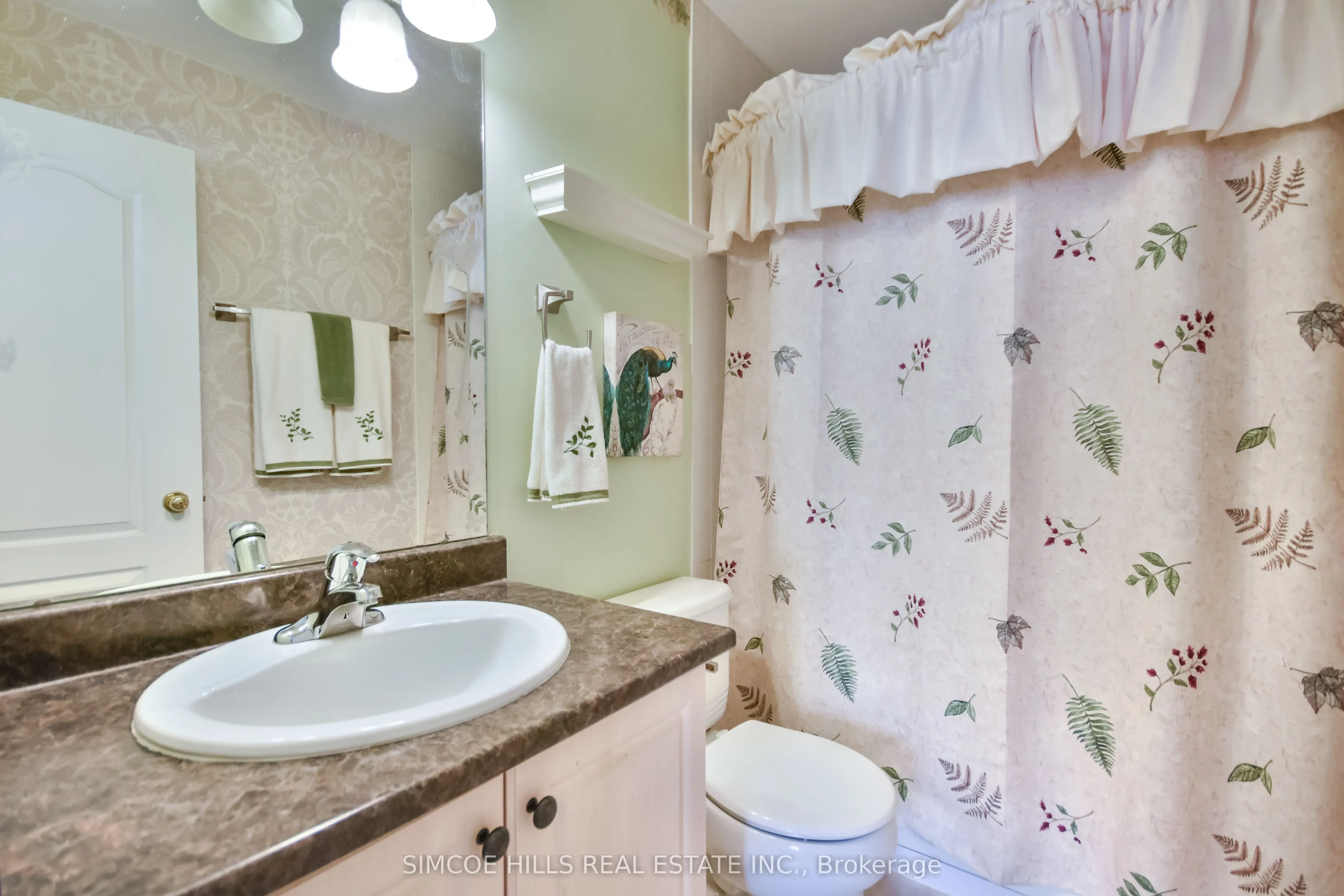 800 West Ridge Boulevard, #17