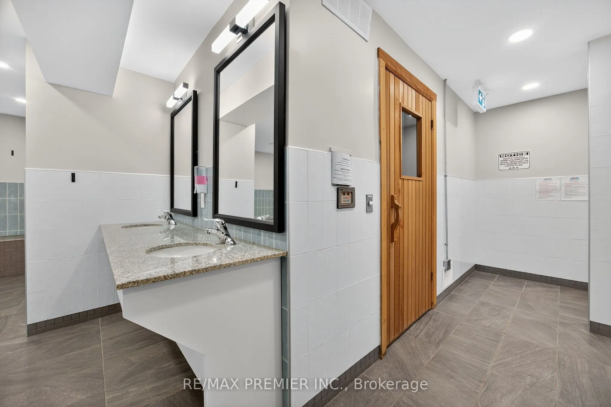 354 Atherley Road, #414