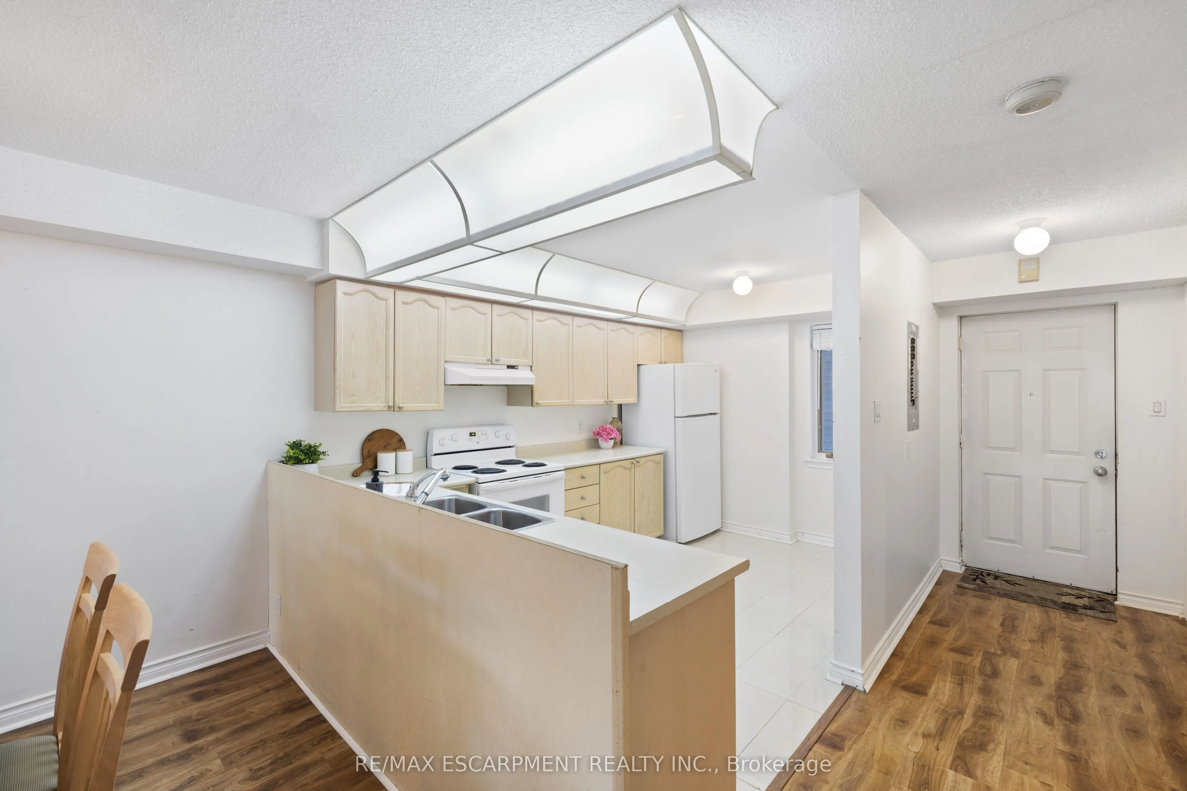 20 Mulligan Lane, #8