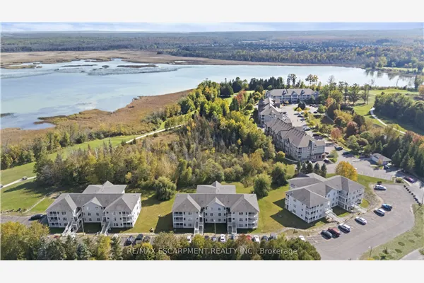 20 Mulligan Lane, #8