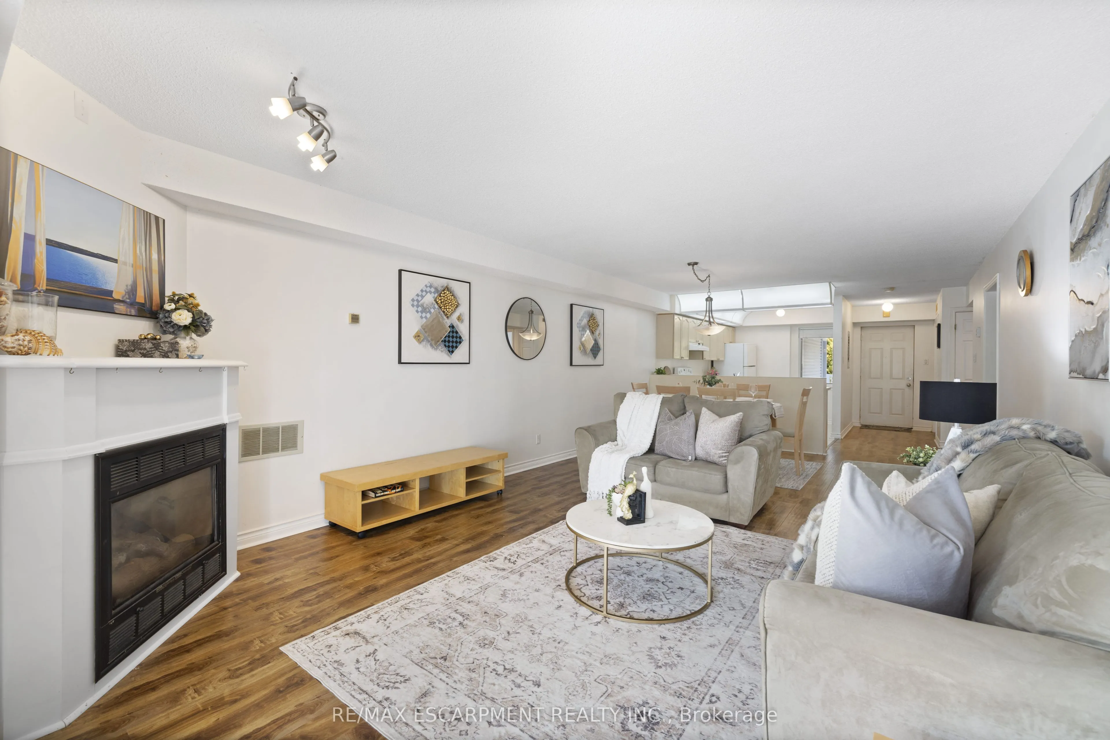 20 Mulligan Lane, #8