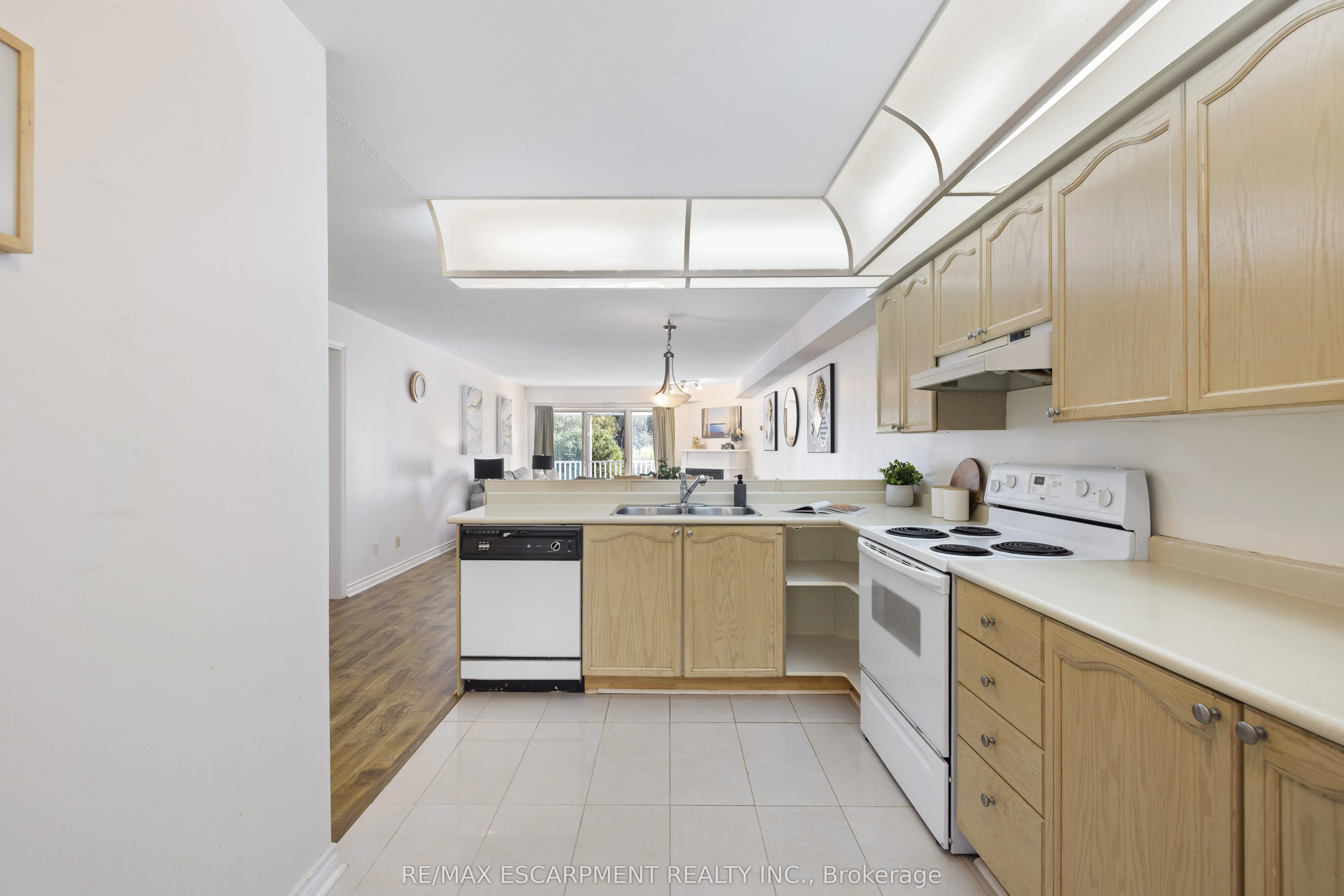 20 Mulligan Lane, #8