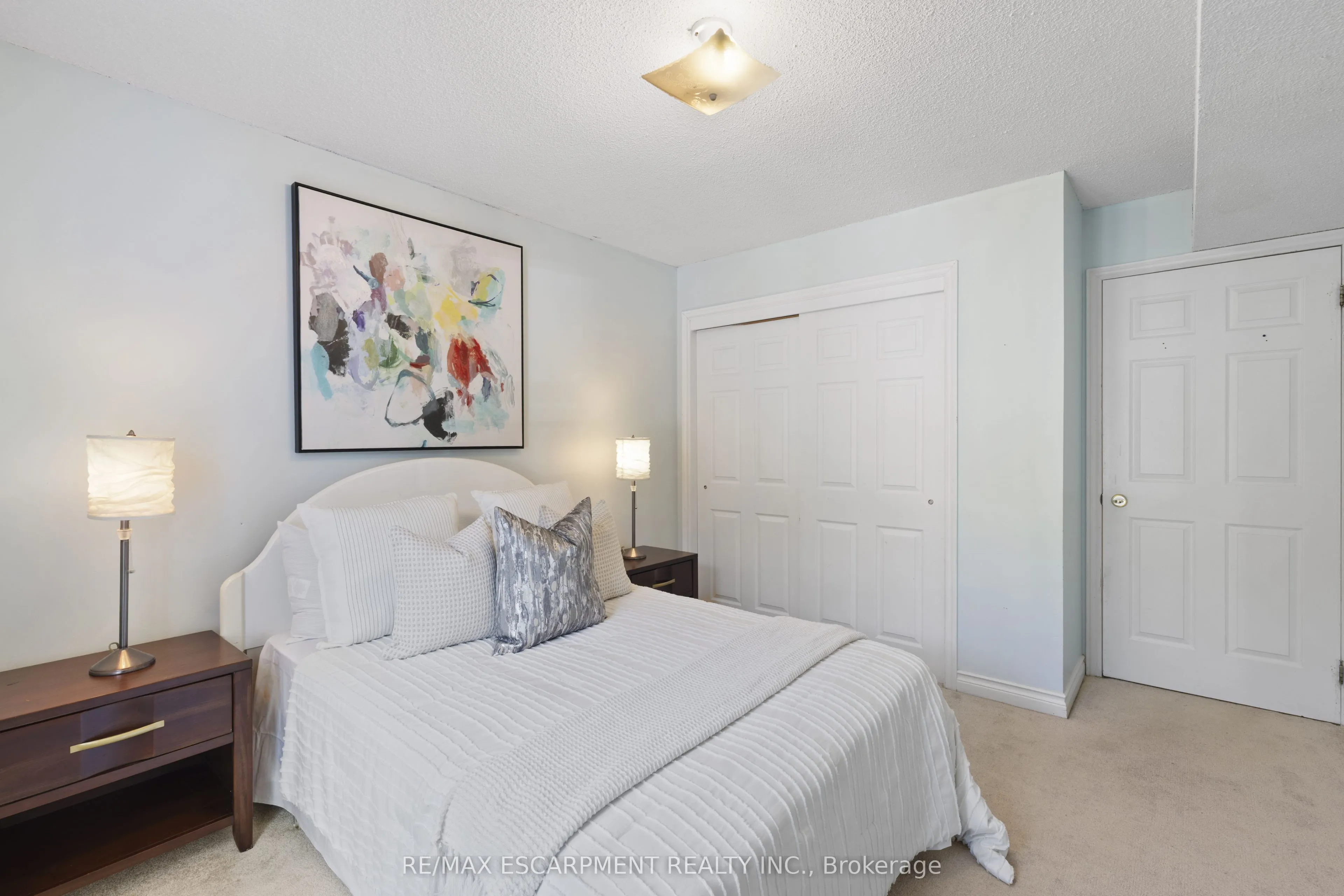 20 Mulligan Lane, #8