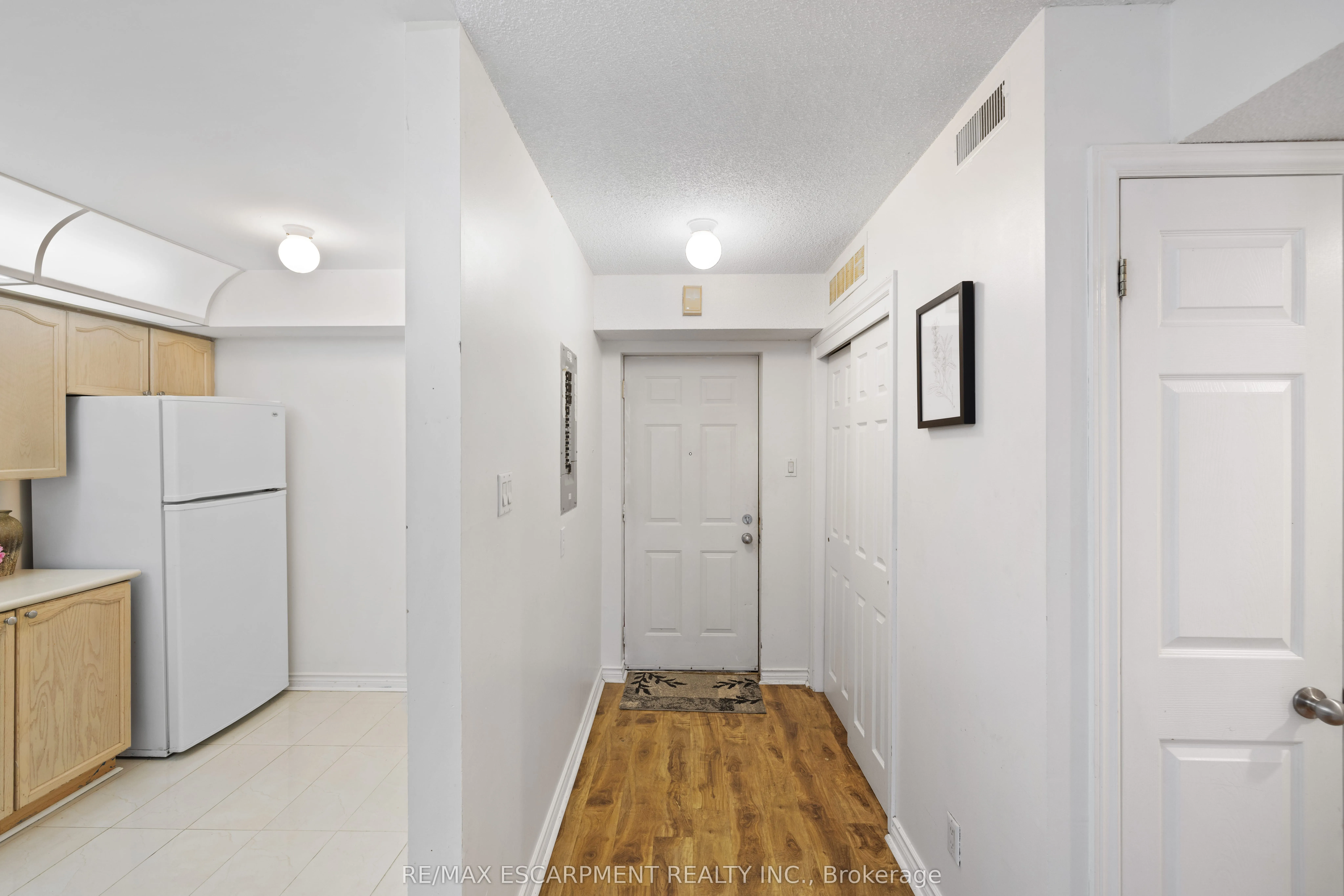 20 Mulligan Lane, #8