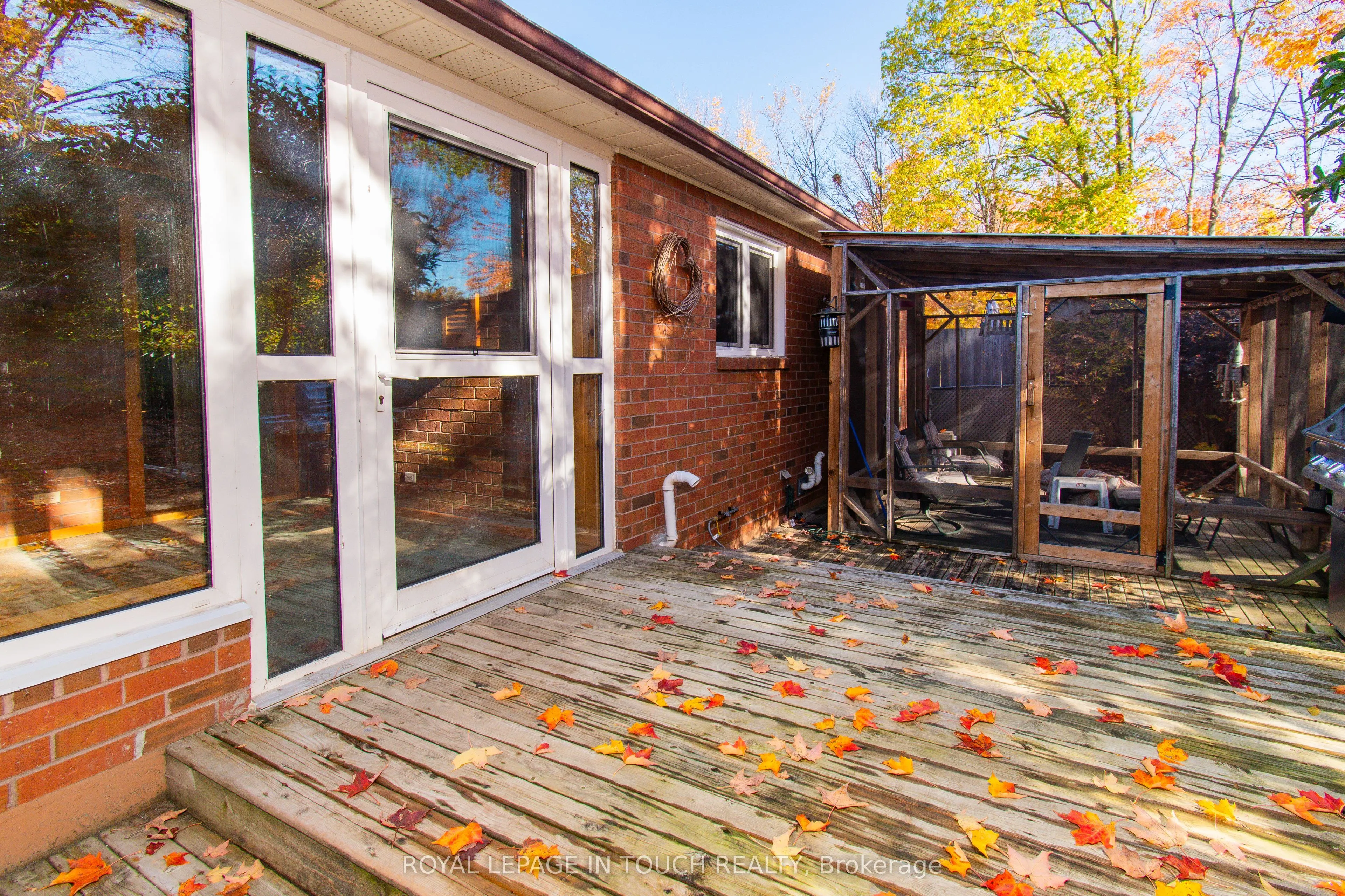 21 Robins Point Road