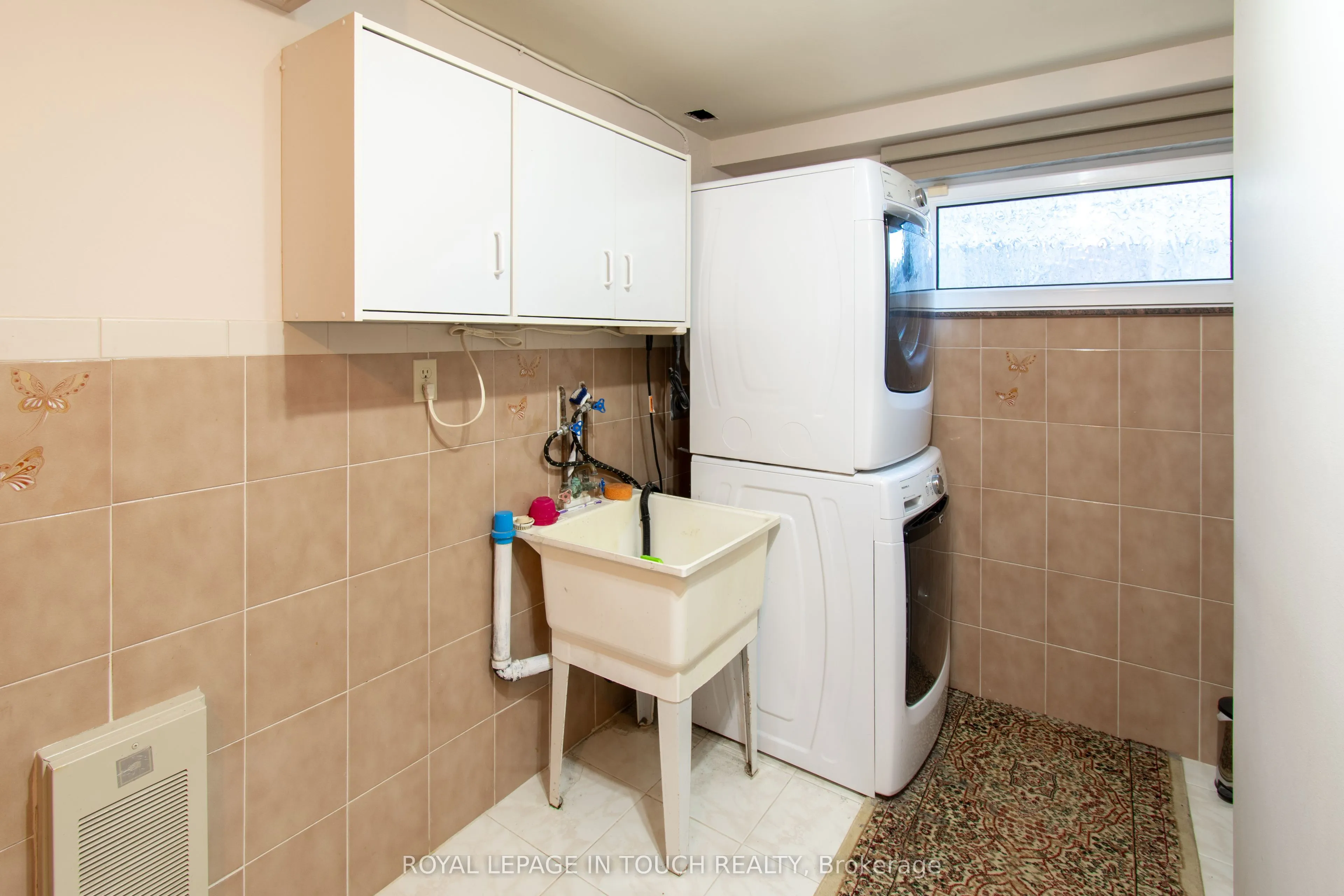 21 Robins Point Road