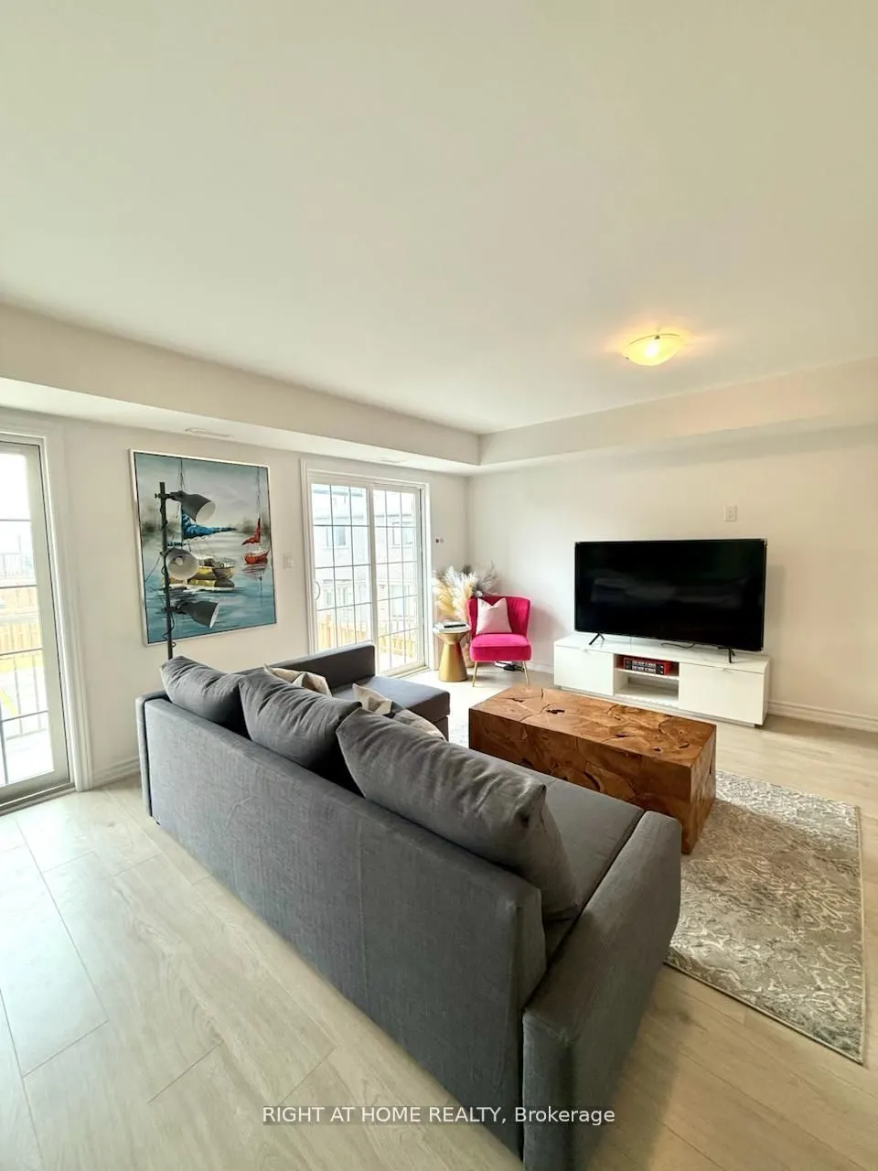 31 PUMPKIN CORNER Crescent, ##2