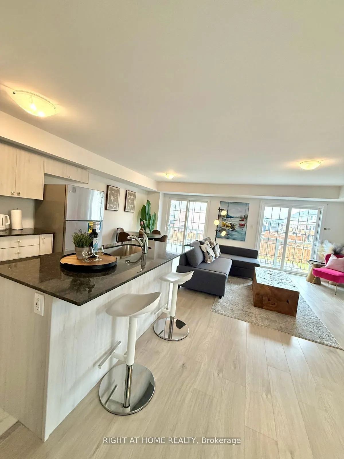 31 PUMPKIN CORNER Crescent, ##2