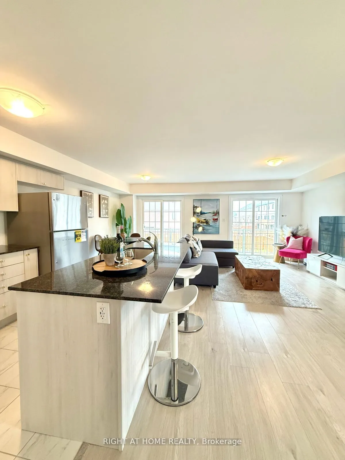 31 PUMPKIN CORNER Crescent, ##2