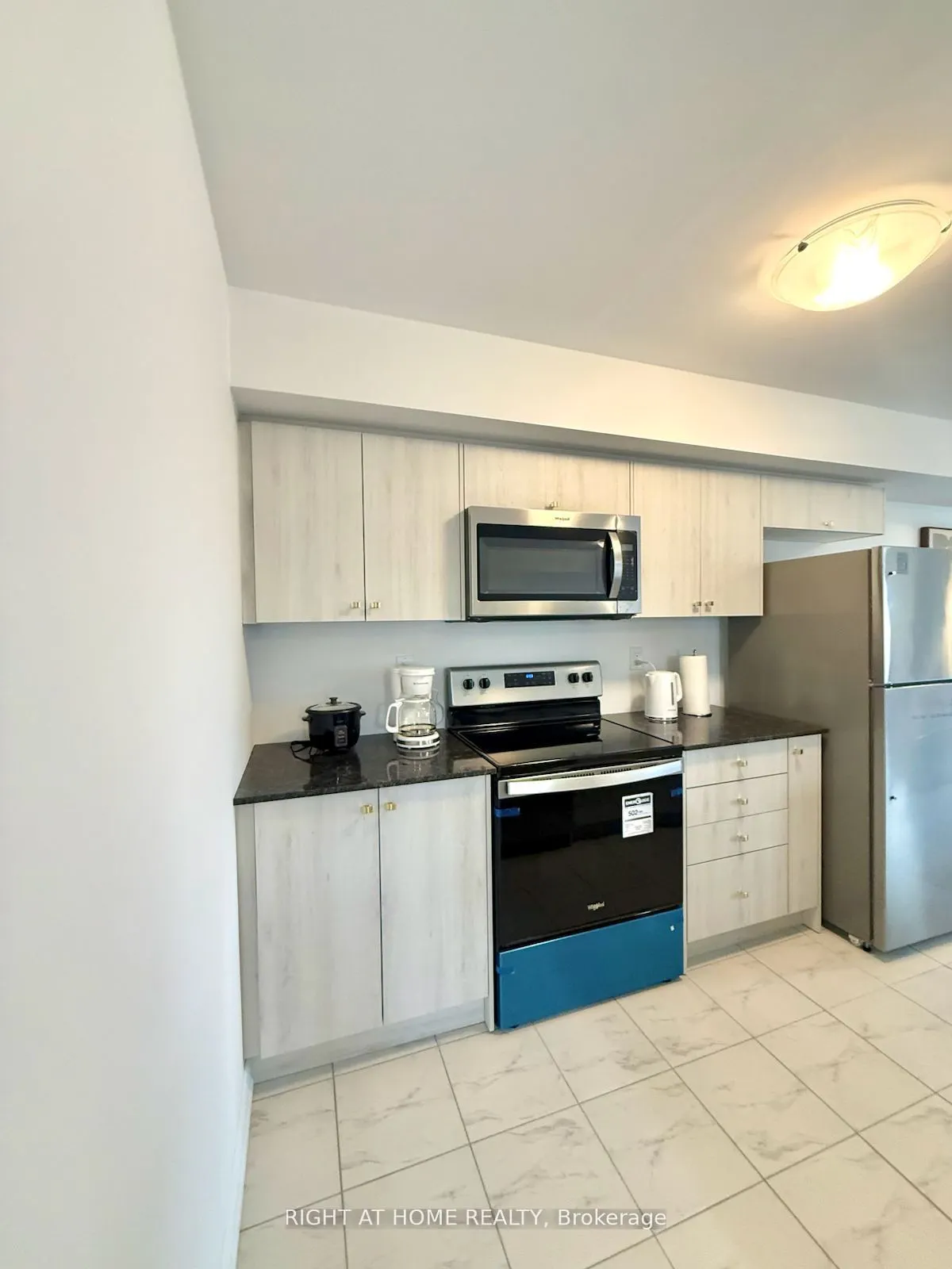 31 PUMPKIN CORNER Crescent, ##2