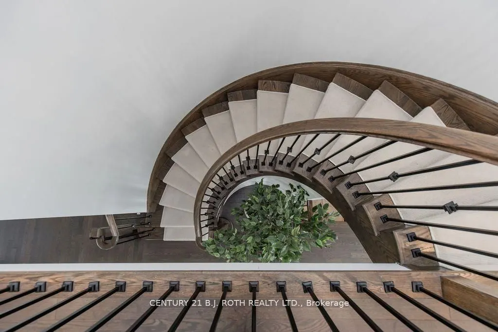 20 WESTMINSTER Circle