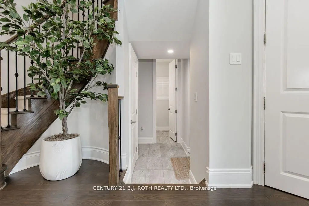 20 WESTMINSTER Circle